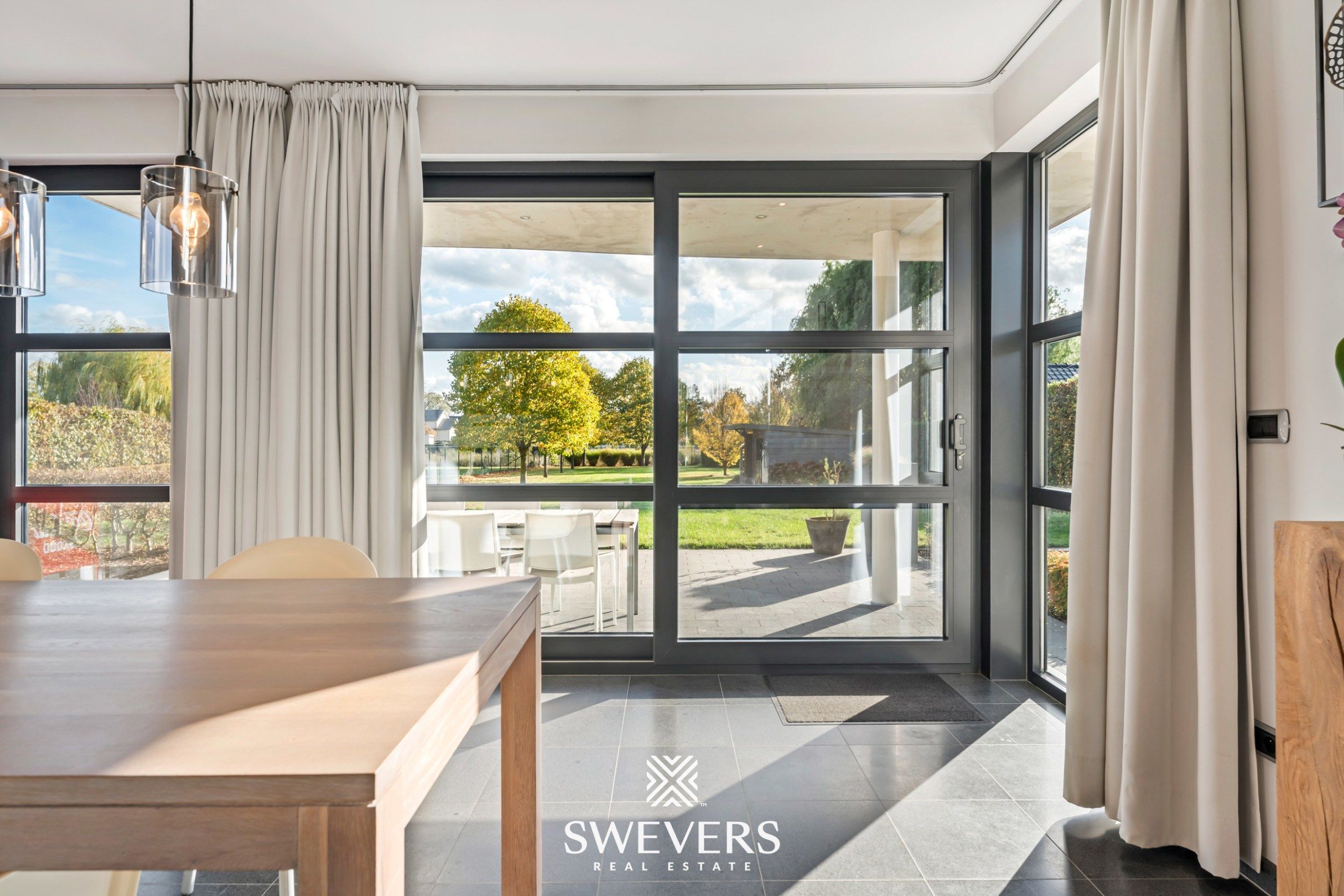 Gezinswoning met 4 slaapkamers op perceel van 18a 50ca foto 6