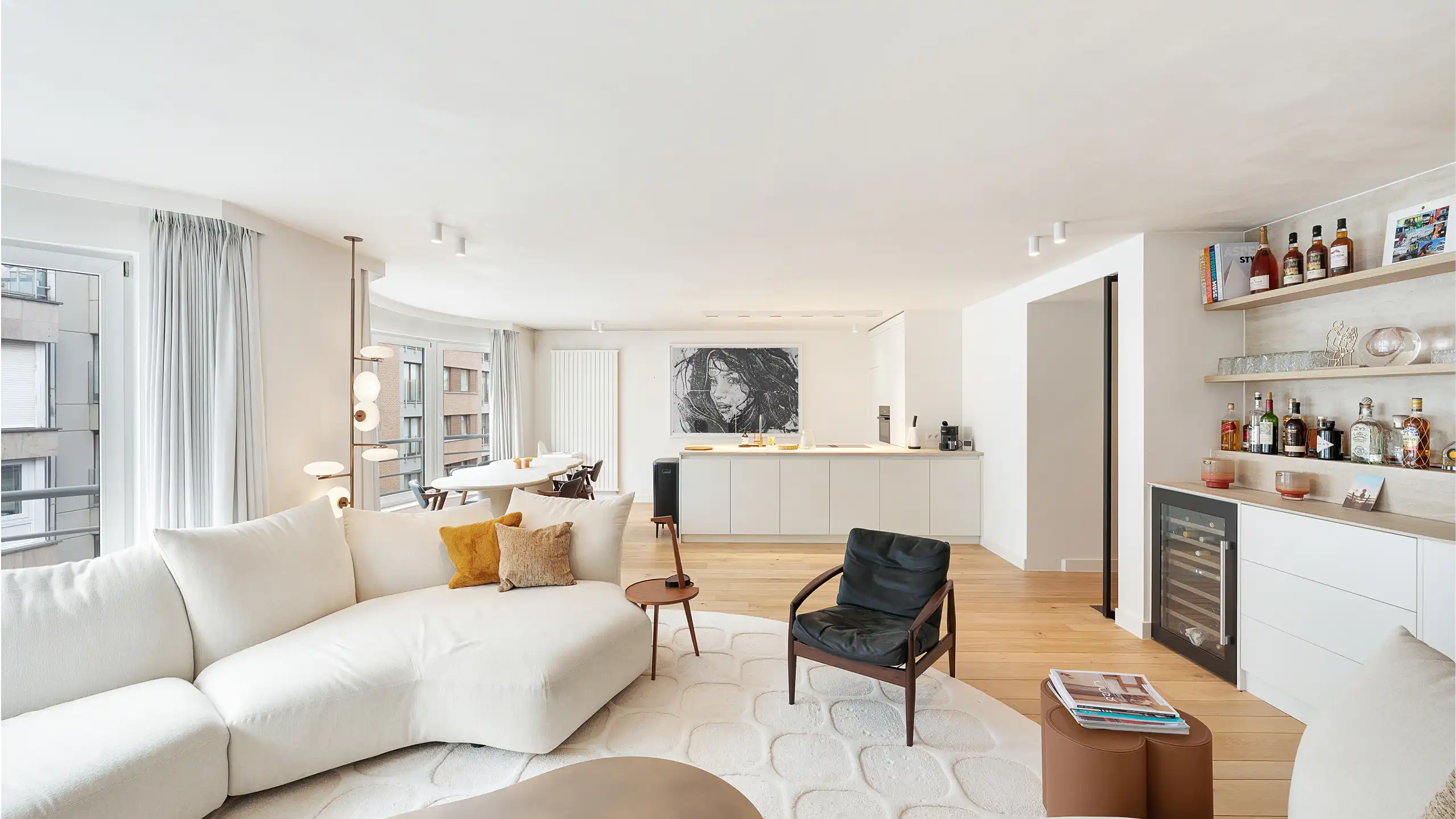 Prachtig vernieuwd appartement (3slpk) nabij het Rubensplein. foto 2