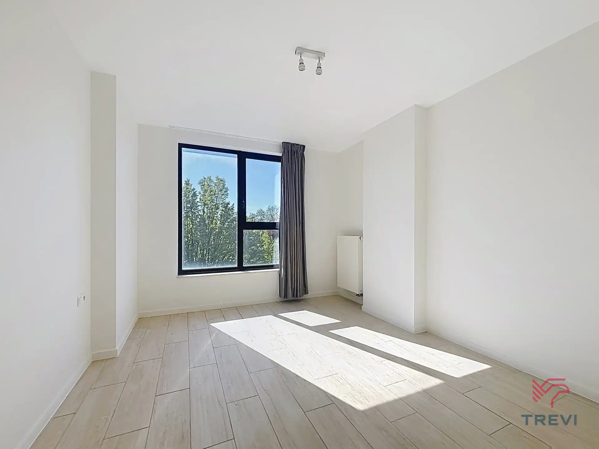 Mooi appartement met 1 slaapkamer + P foto 6