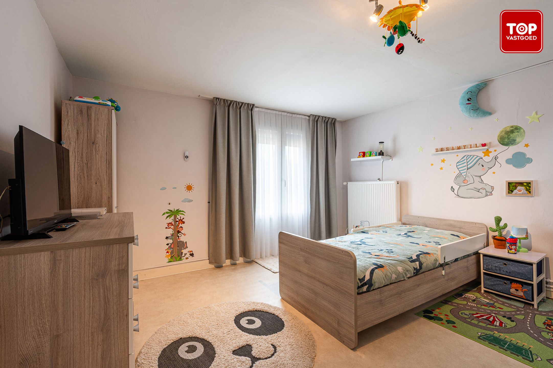Sfeervolle woning met drie slaapkamers en vlotte verbinding naar de stad foto 19