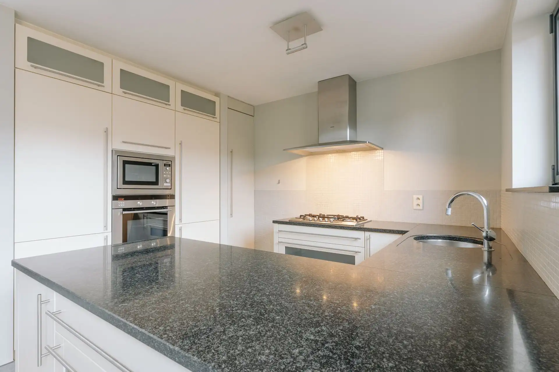 Instapklare woning in gezellige woonwijk! foto 7