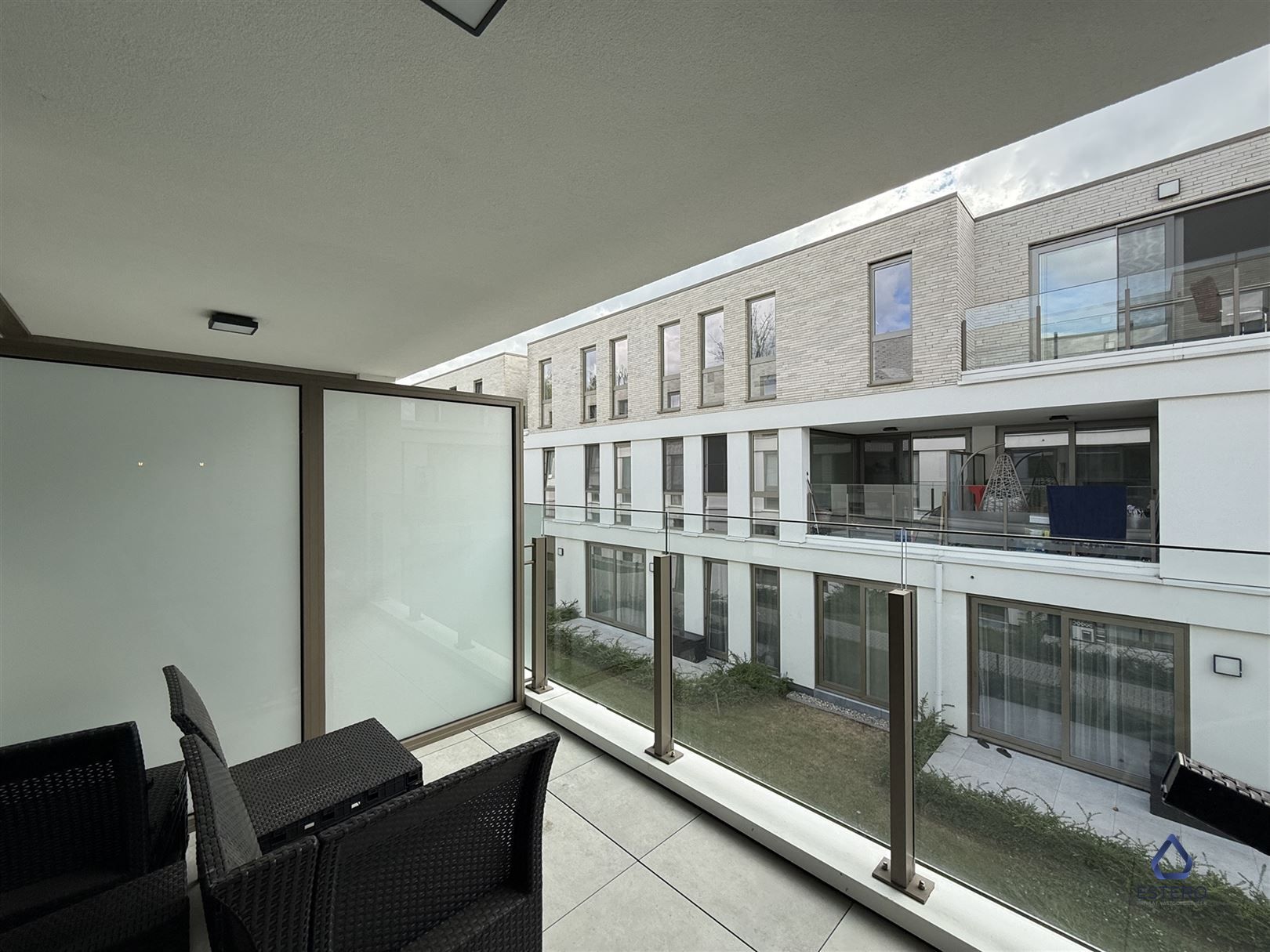 Mooi afgewerkt nieuwbouwappartement met 2 slaapkamers foto 8