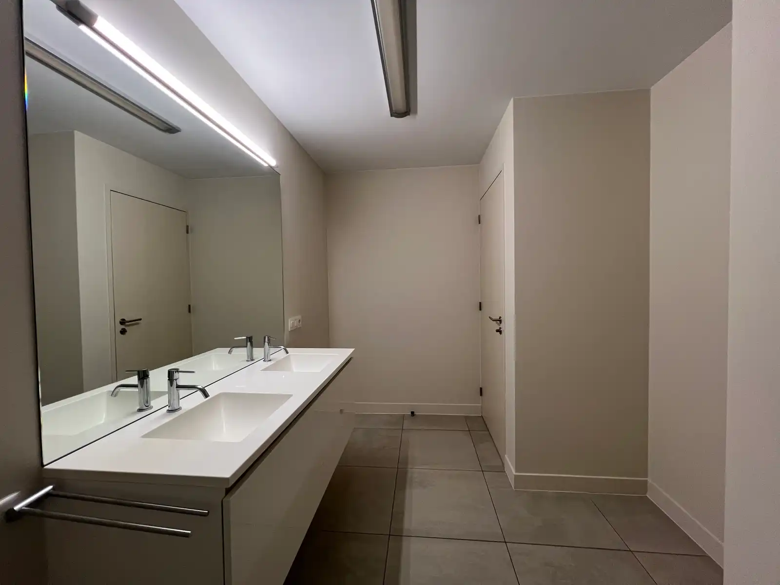 Penthouse met topligging aan de Vaartkom in Leuven te huur foto 11