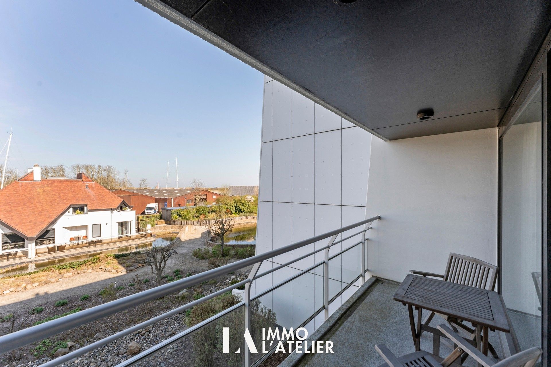 Instapklare studio met slaaphoek én bedkast – Residentie Nautilus, Nieuwpoort foto 10