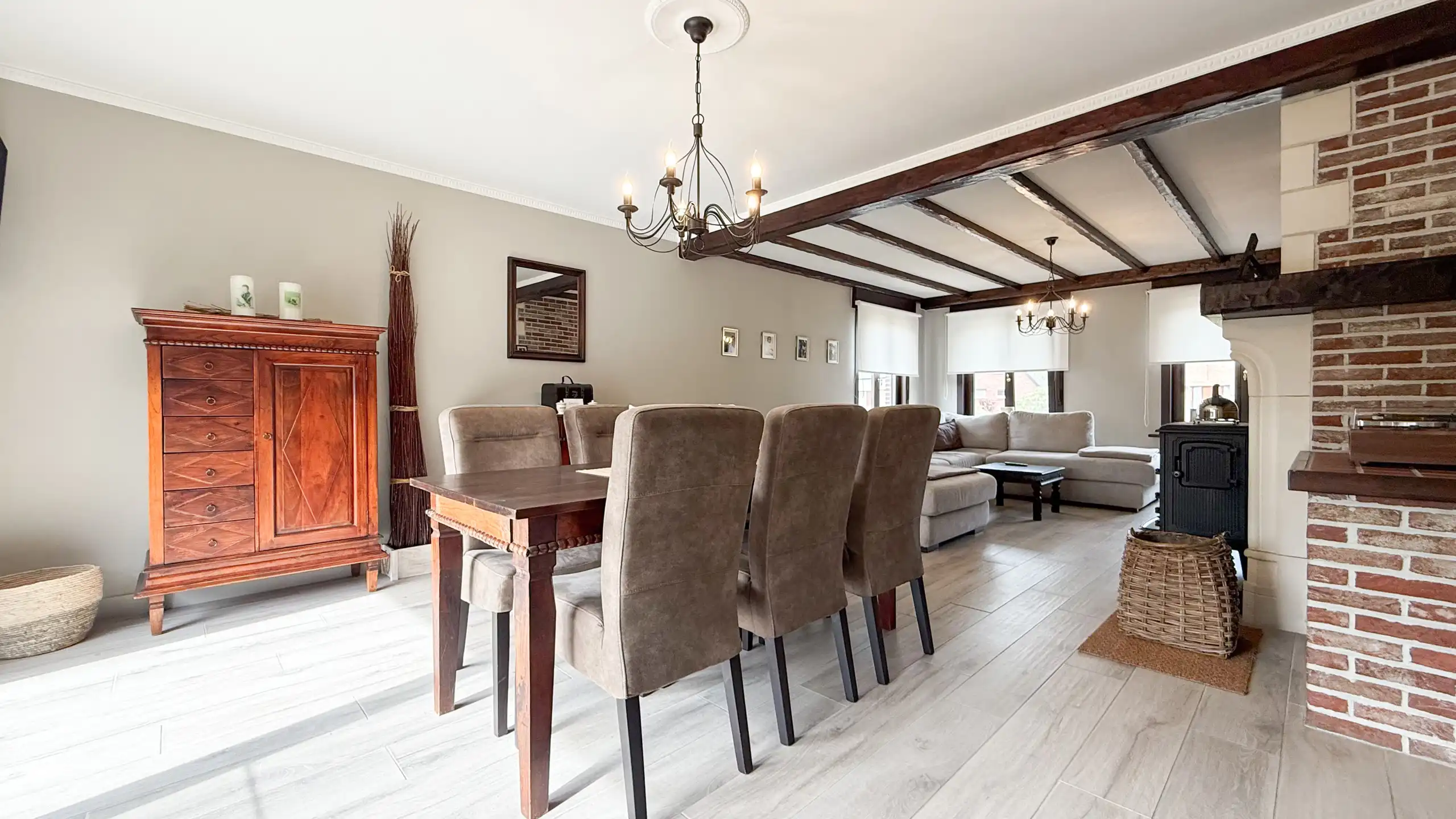 Charmante woning met 5 slpks en veel ruimte te Eversel! foto 7