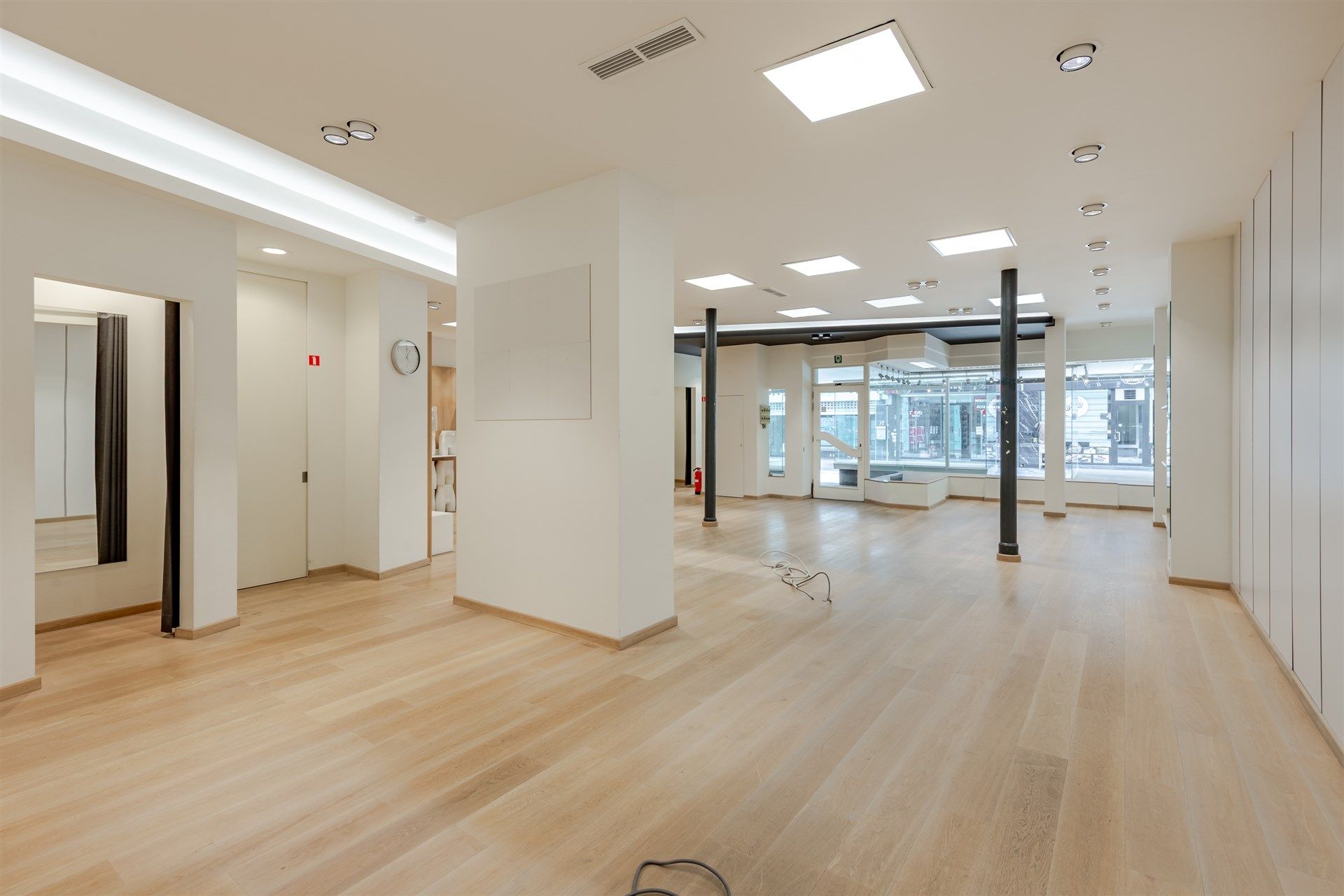 Karaktervol handelshuis in hartje Aalst met tal van mogelijkheden foto 4