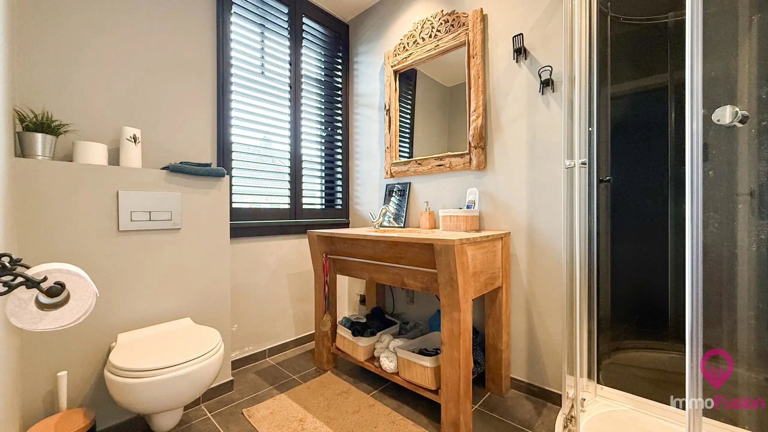 Gerenoveerde landelijk moderne woning op 21 are met 4 suites! foto 22