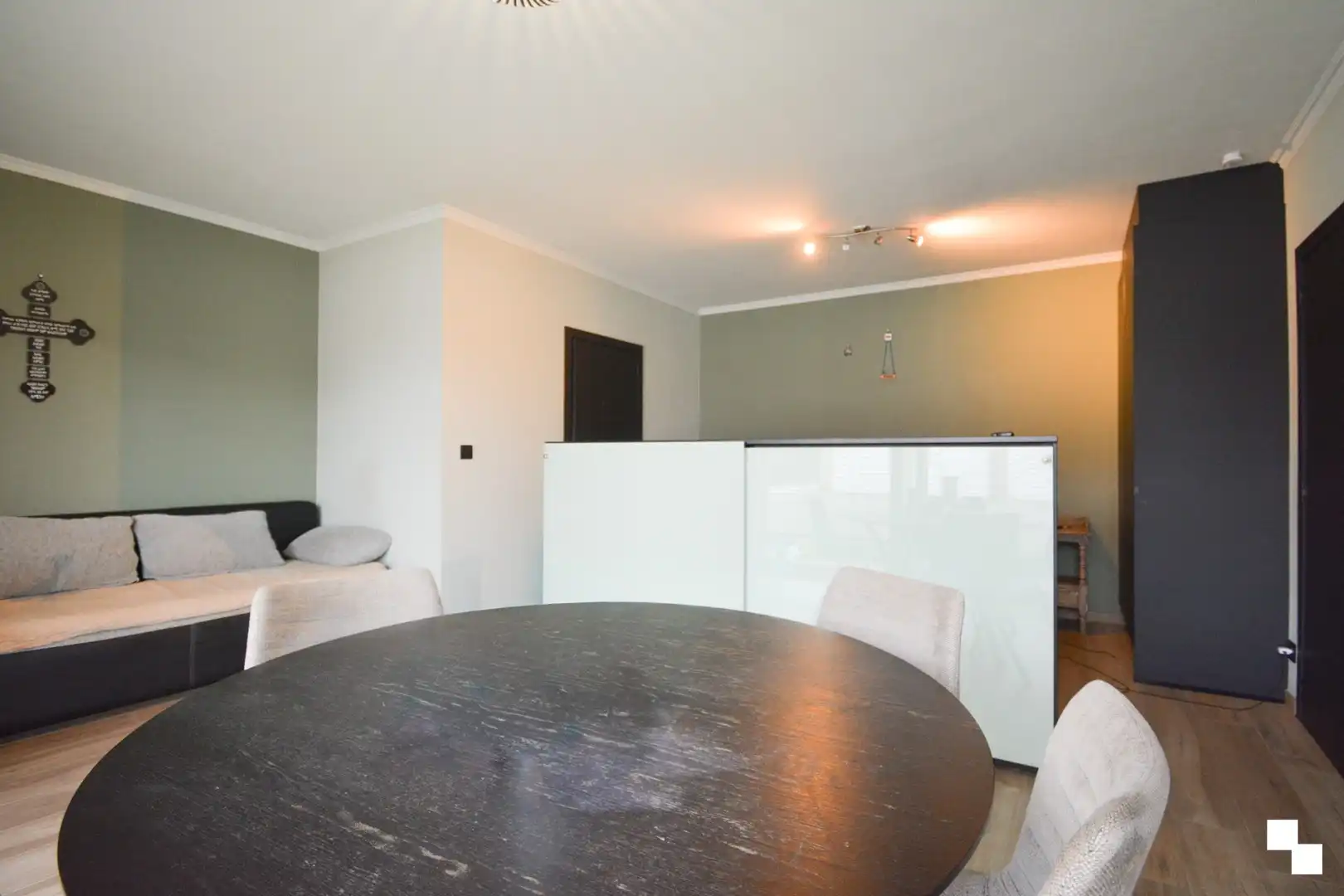 Gelijkvloerse studio te Roeselare foto 5