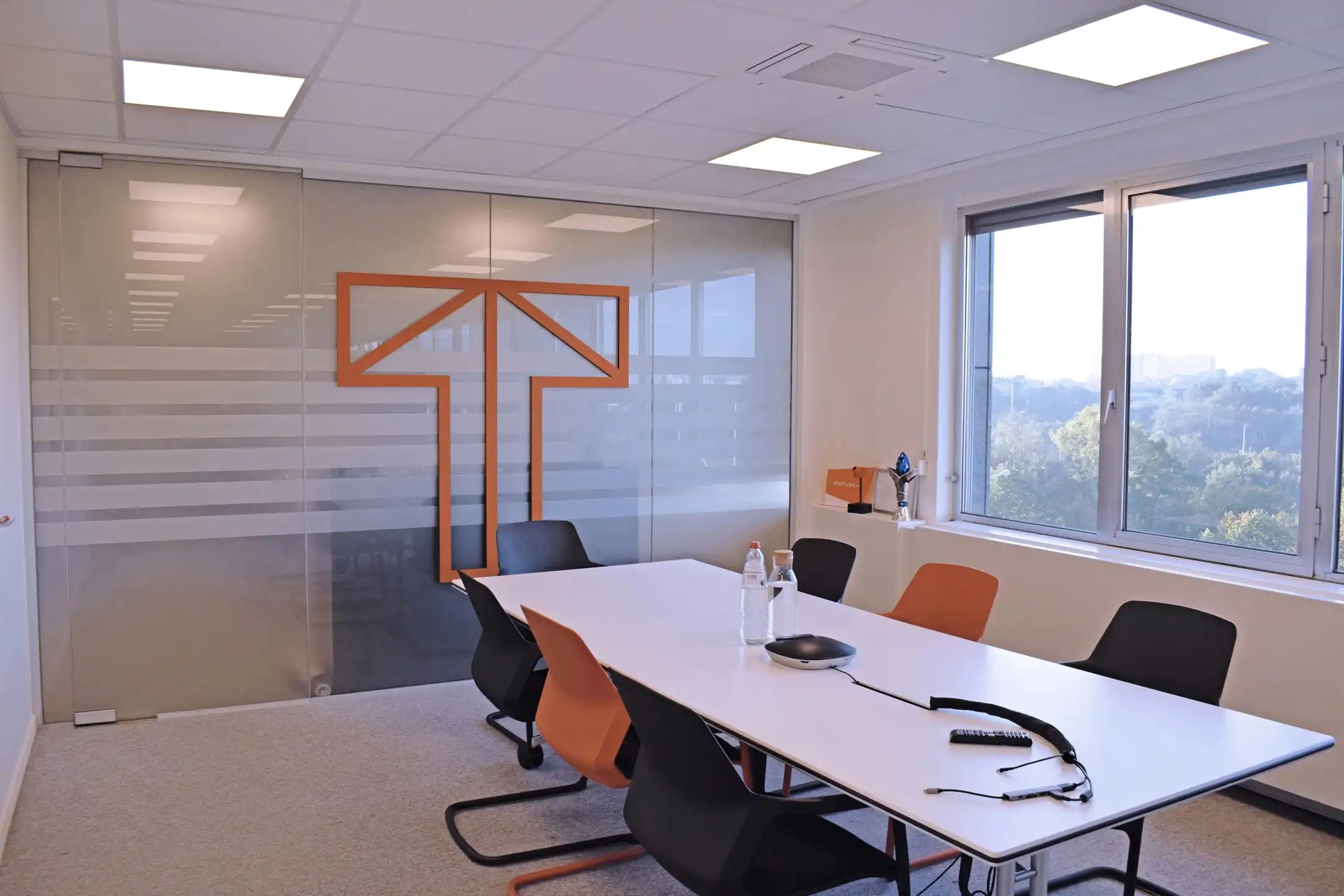 Ruime en Moderne Duplex Kantoorruimte in Uitbreidingstraat  foto 3