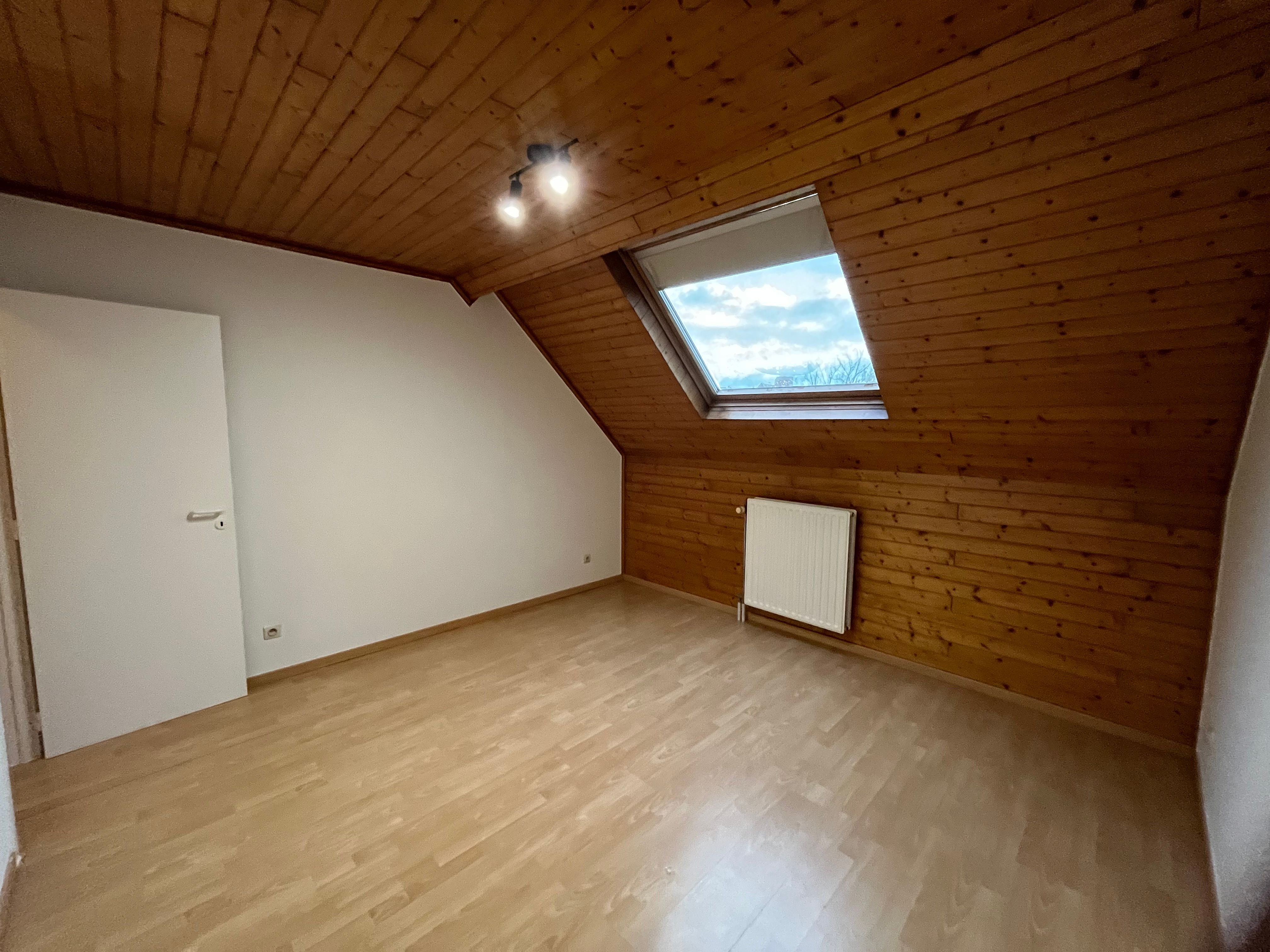 Gezellig, tof duplex-appartement met zonneterras 12m2 in centrum Deinze foto 13