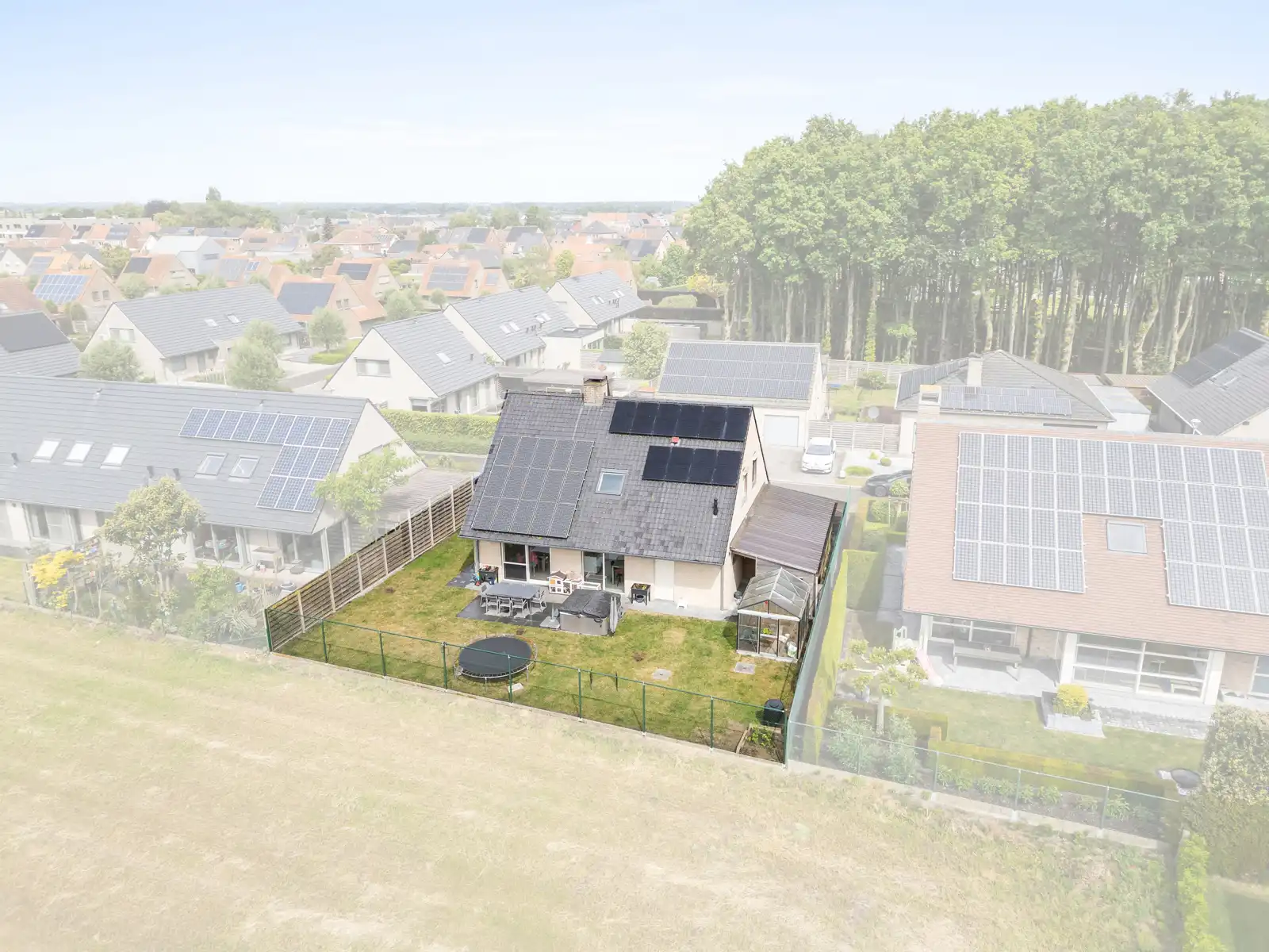 Recente vrijstaande woning met landelijk zicht foto 25