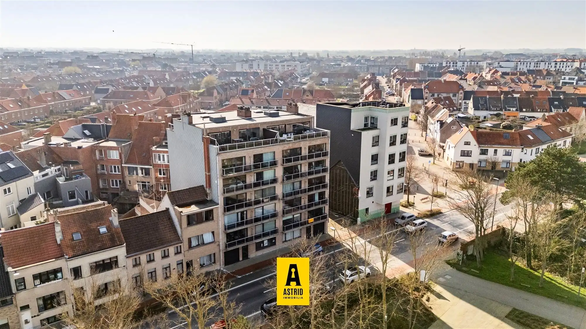 Leuk appartement met ruim terras! foto 25