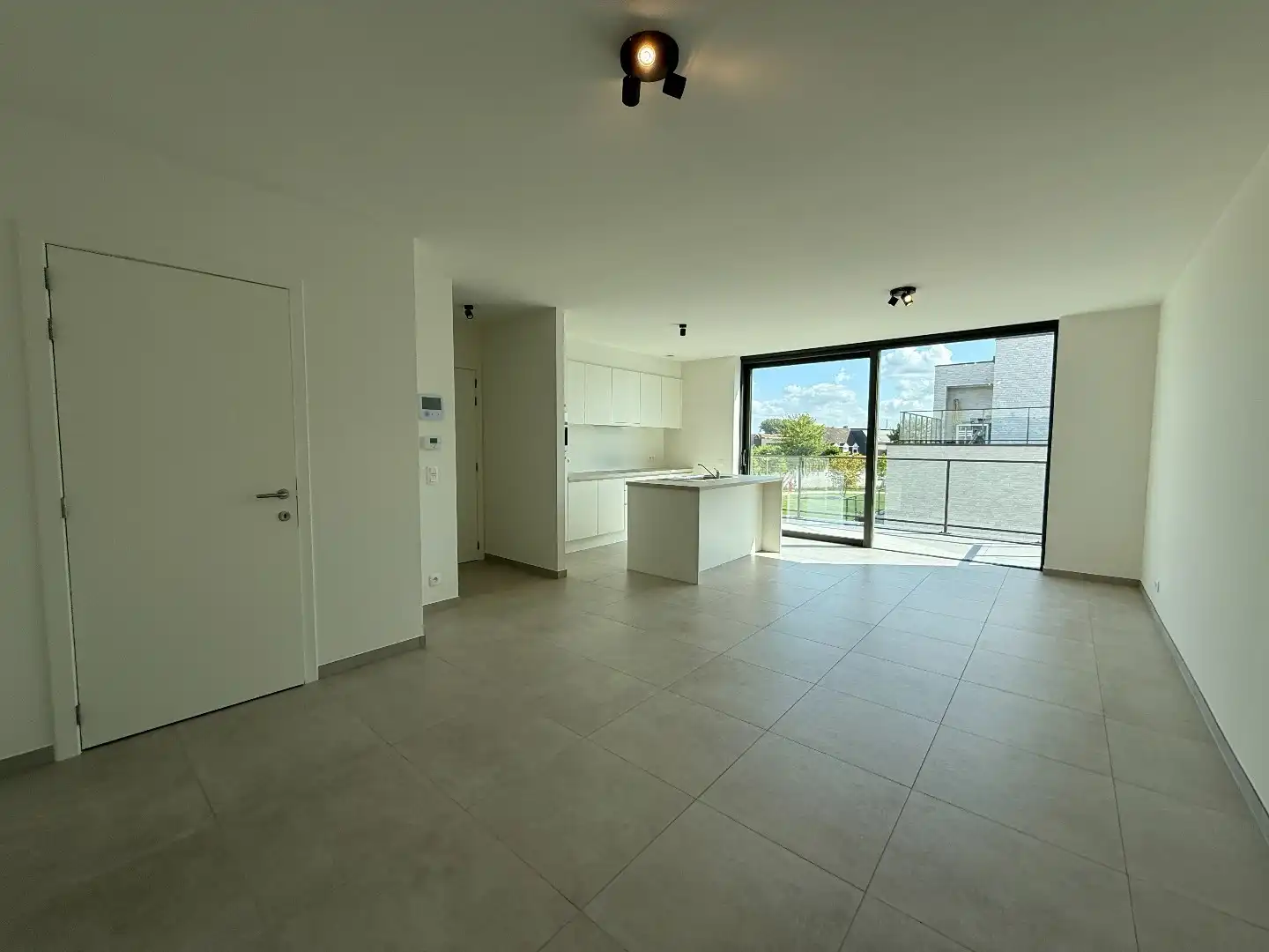 Nieuwbouwappartement met autostandplaats te Izegem  foto 4