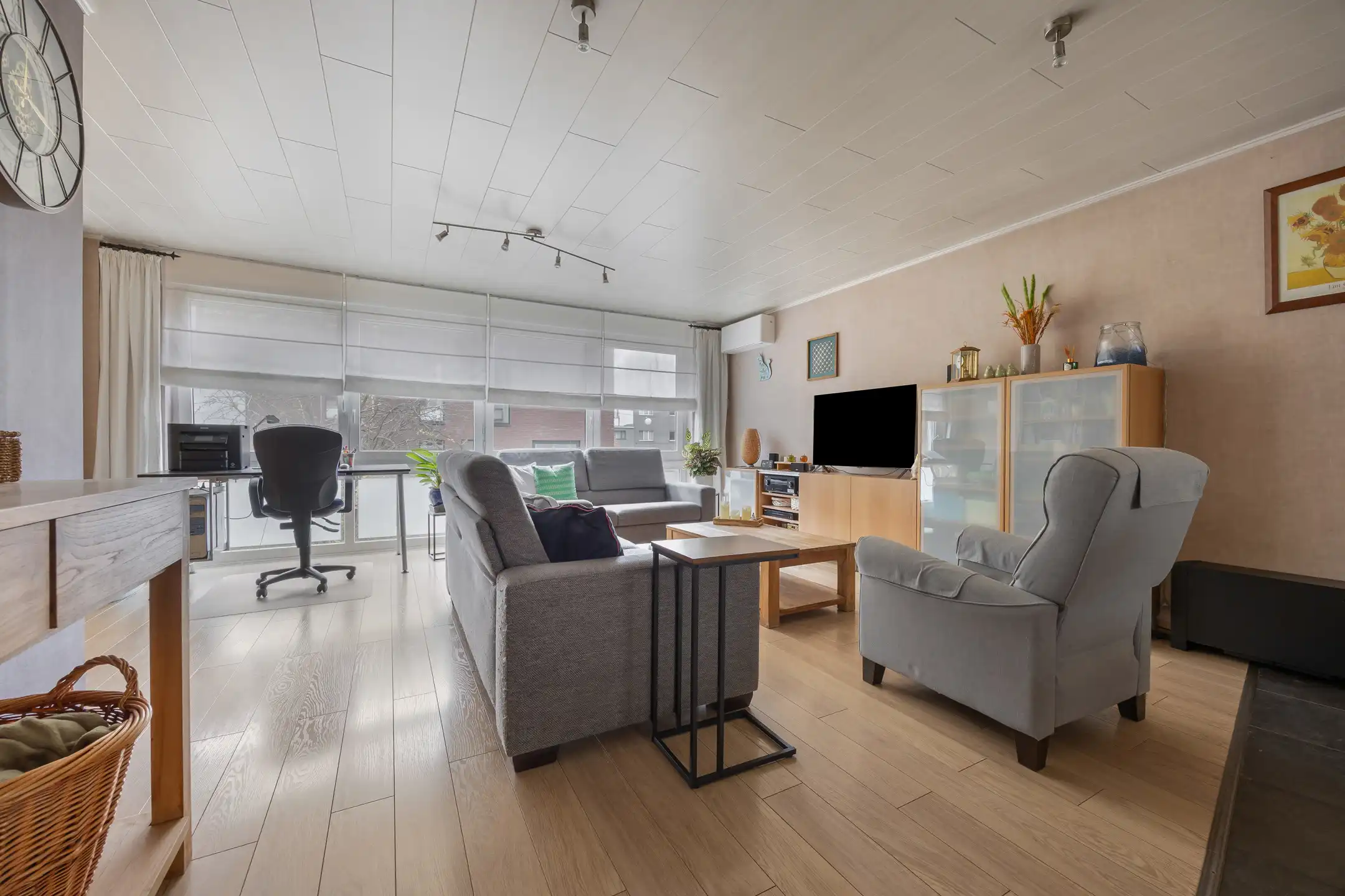 goed verzorgde woning met 3 slaapkamers , garage en terras foto 5