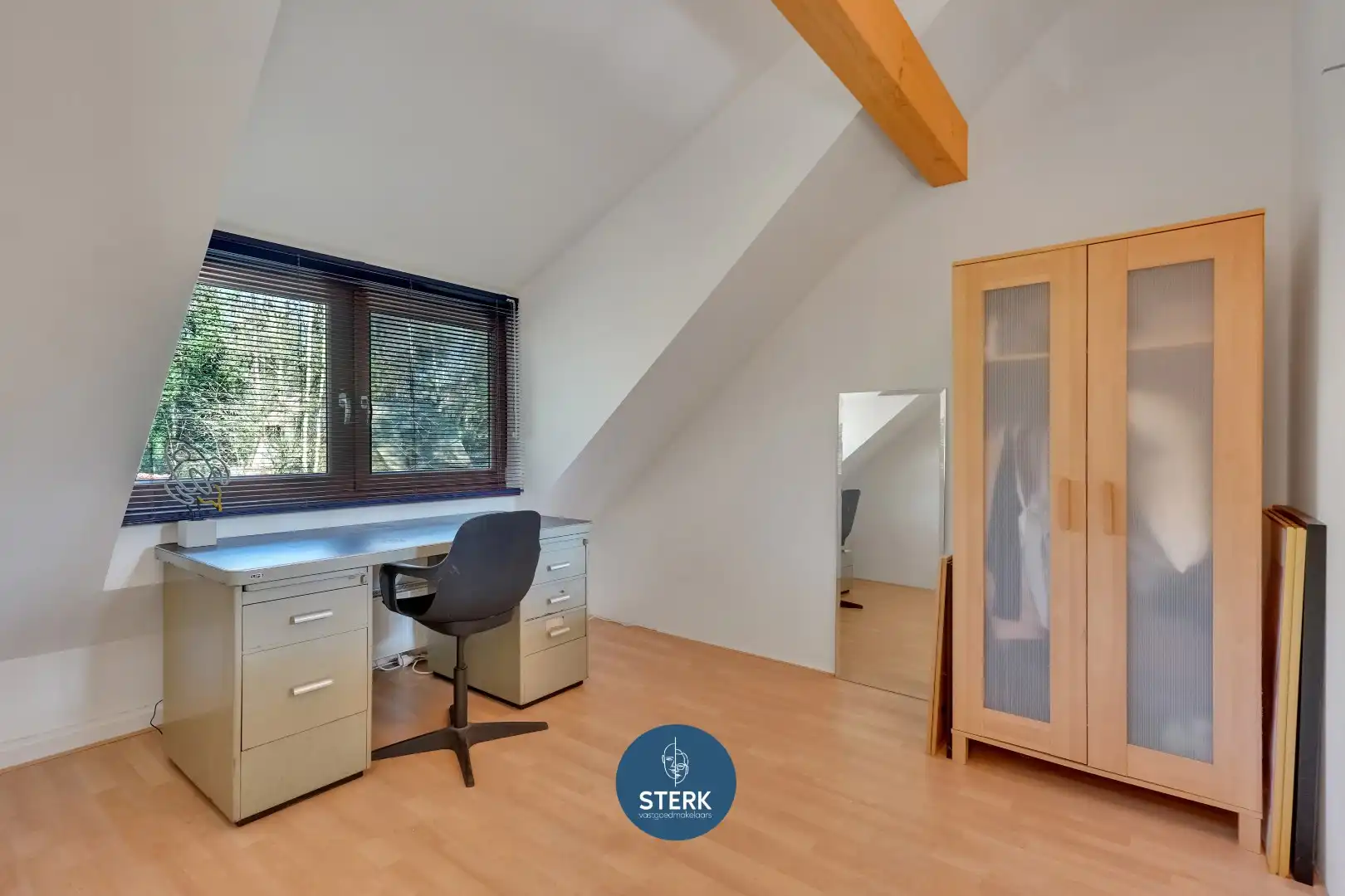 CHARMANTE BOSWONING IN HET VIJVERDORP TE REKEM, VLAKBIJ MAASTRICHT ! foto 17