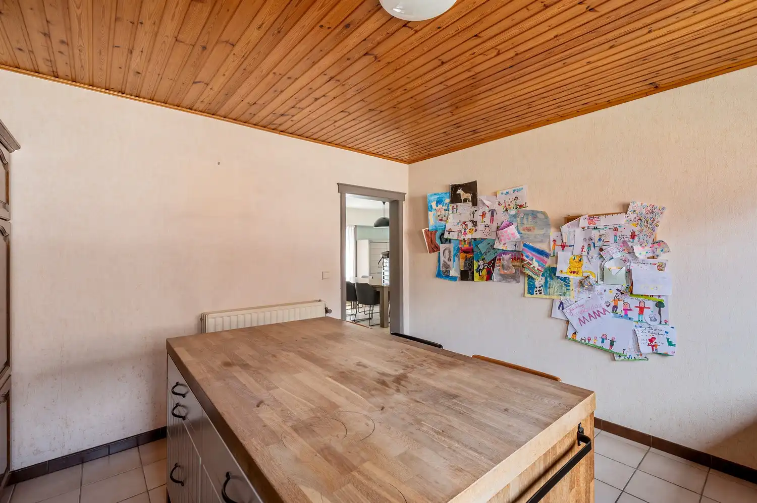 Instapklare open bebouwing op een ruim perceel van 1.185 m², landelijk gelegen met een prachtig vrij uitzicht aan de achterzijde. foto 22