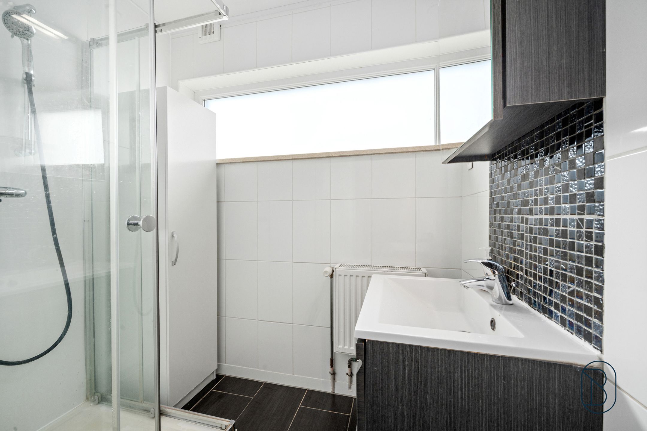 Grote woonst met 4 slk, tuin en garage, zonnepanelen.  foto 11