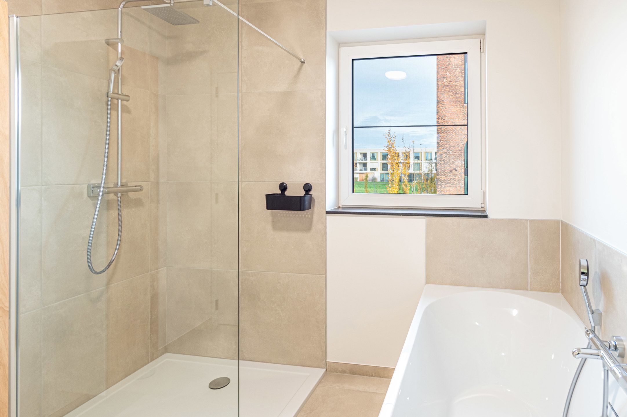 Moderne nieuwbouw woning met 4 slaapkamers! foto 16