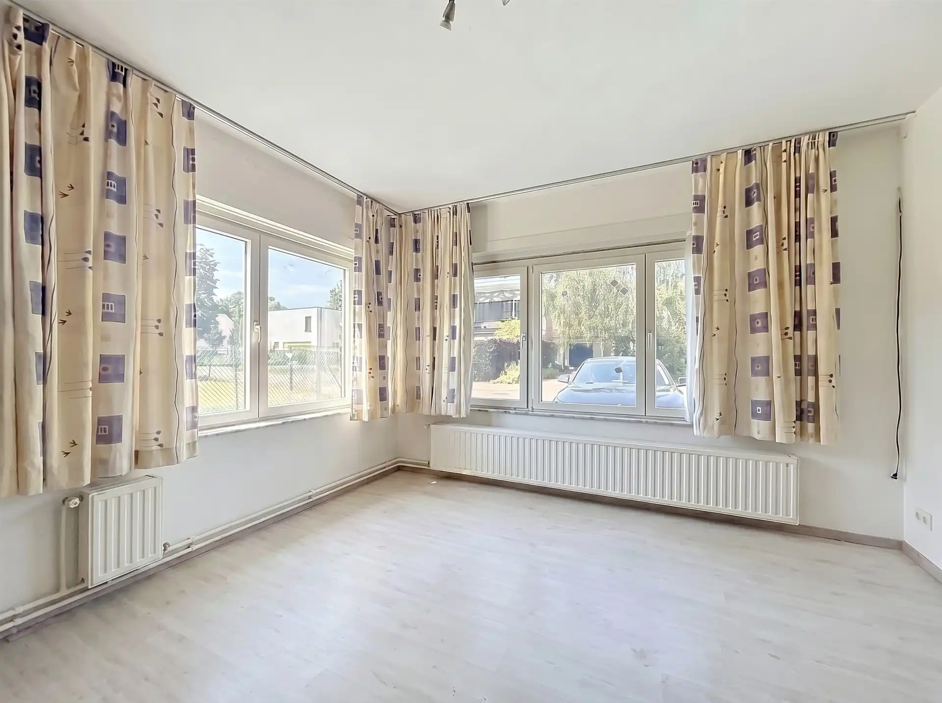 Instapklaar gelijkvloersappartement op rustige locatie nabij centrum Sint-Niklaas! foto 3