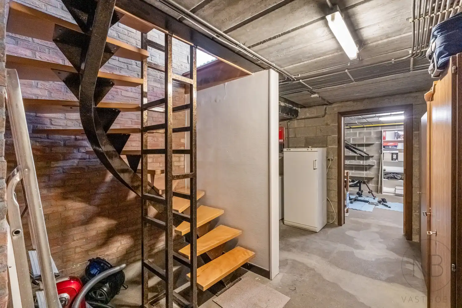 Architectenwoning met ruimte, licht en absolute rust! foto 31