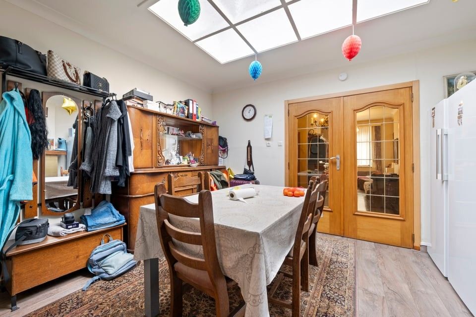 VERHUURDE STADSWONING MET TUIN IN HET CENTRUM VAN SINT-TRUIDEN foto 10