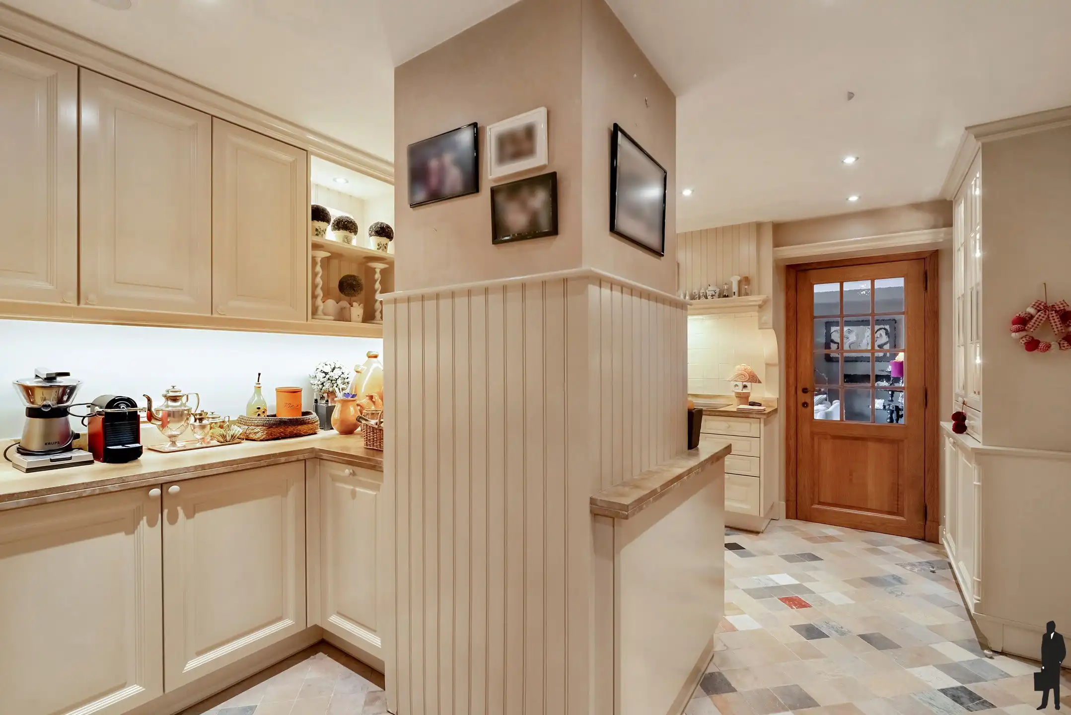 Exclusief appartement van 244m² op de Grote Markt foto 10