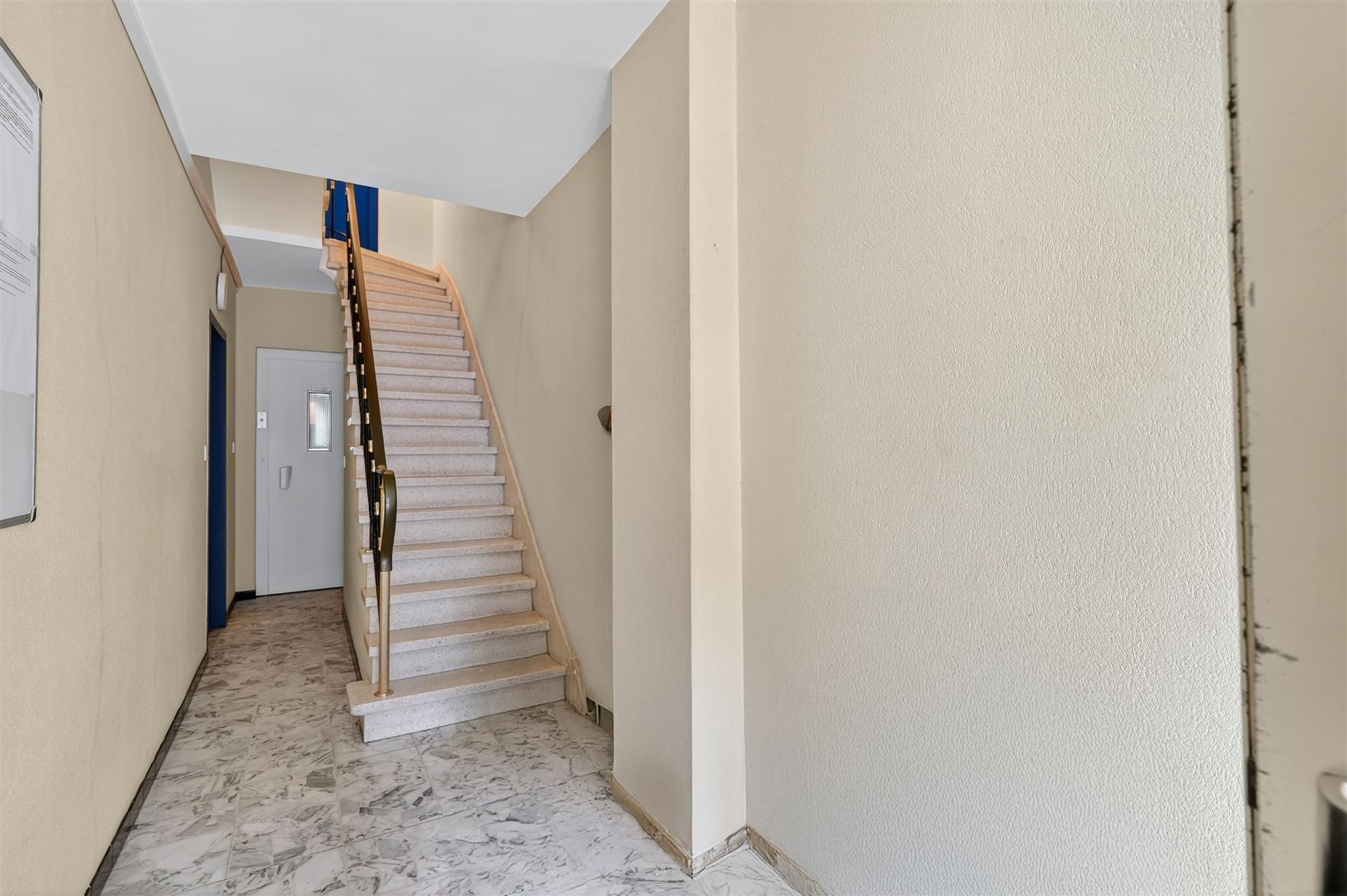 RUGZIJDE ZEEDIJK / GERENOVEERD foto 19