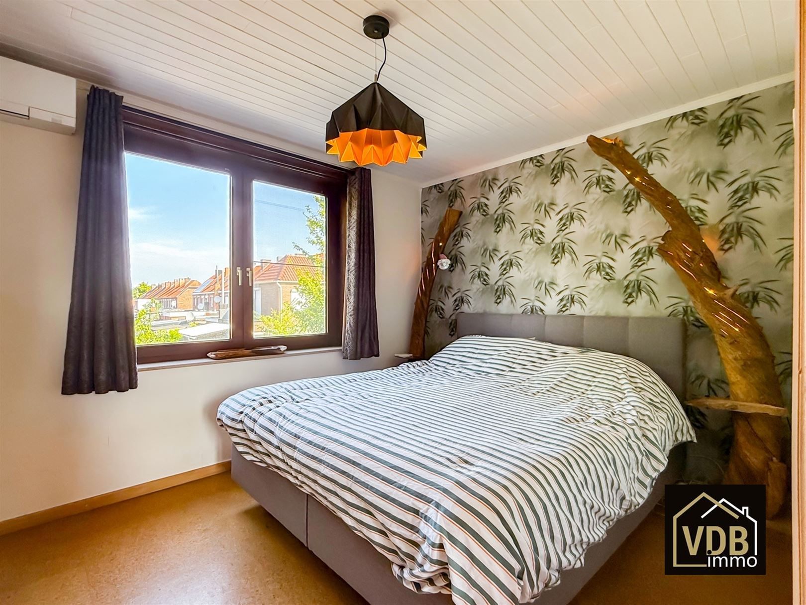 WONING - GB - MET 3 SLAAPKAMERS EN GARAGE foto 24