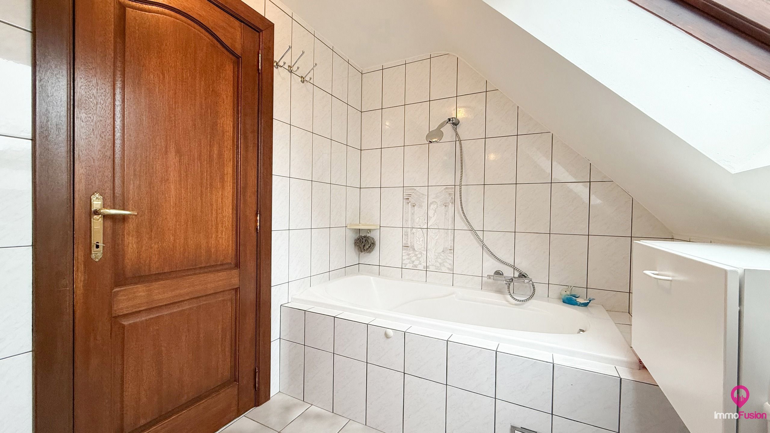 Gezellige woning met 3 slaapkamers en prachtige tuin! foto 26