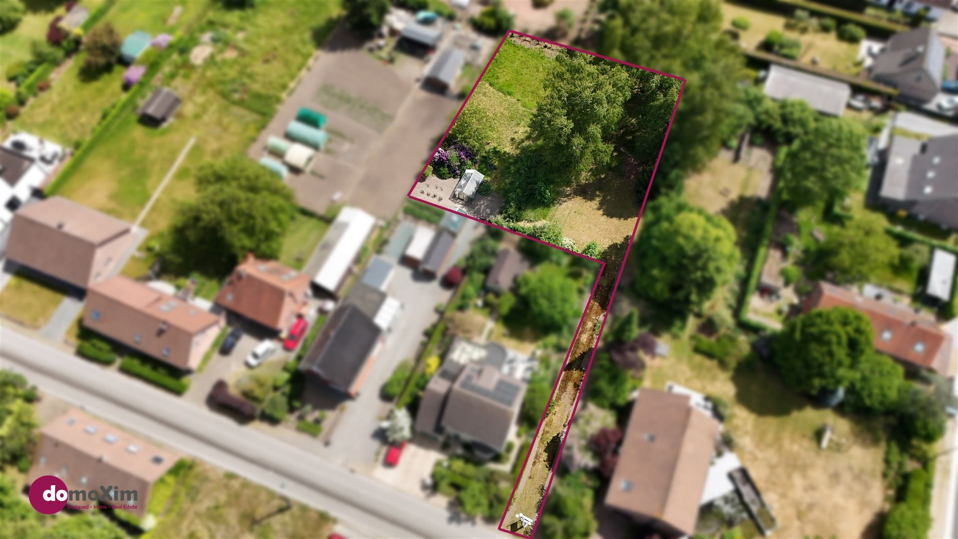 Prachtig gelegen grond van +/- 15 are 75 ca voor open bebouwing in het centrum van Schiplaken foto 2