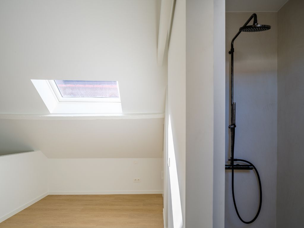 Stijlvol gerenoveerde en instapklare woning met 2 slaapkamers nabij De Visserij – Gent foto 7