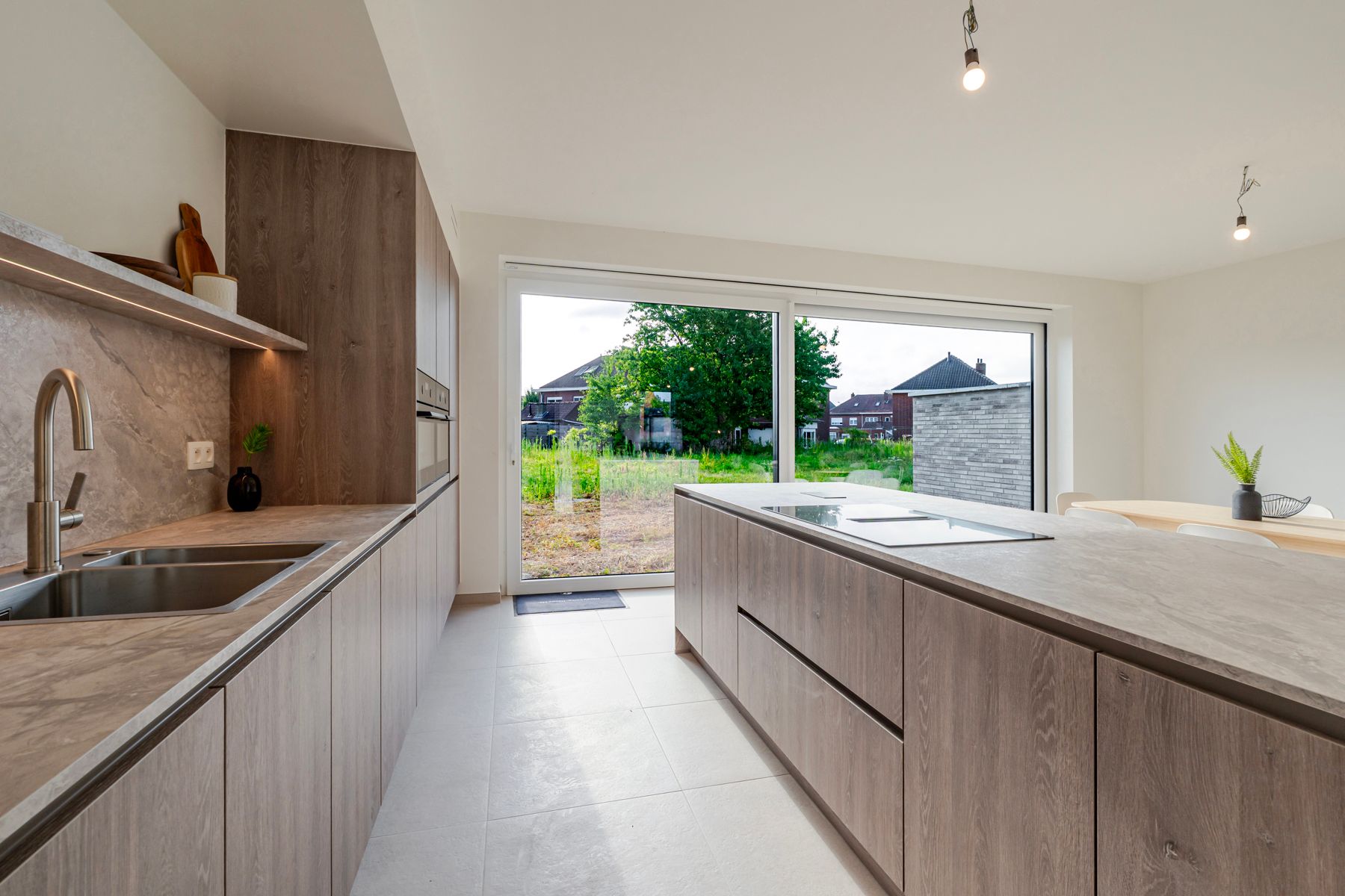 Tijdloze, gesloten woning foto 2