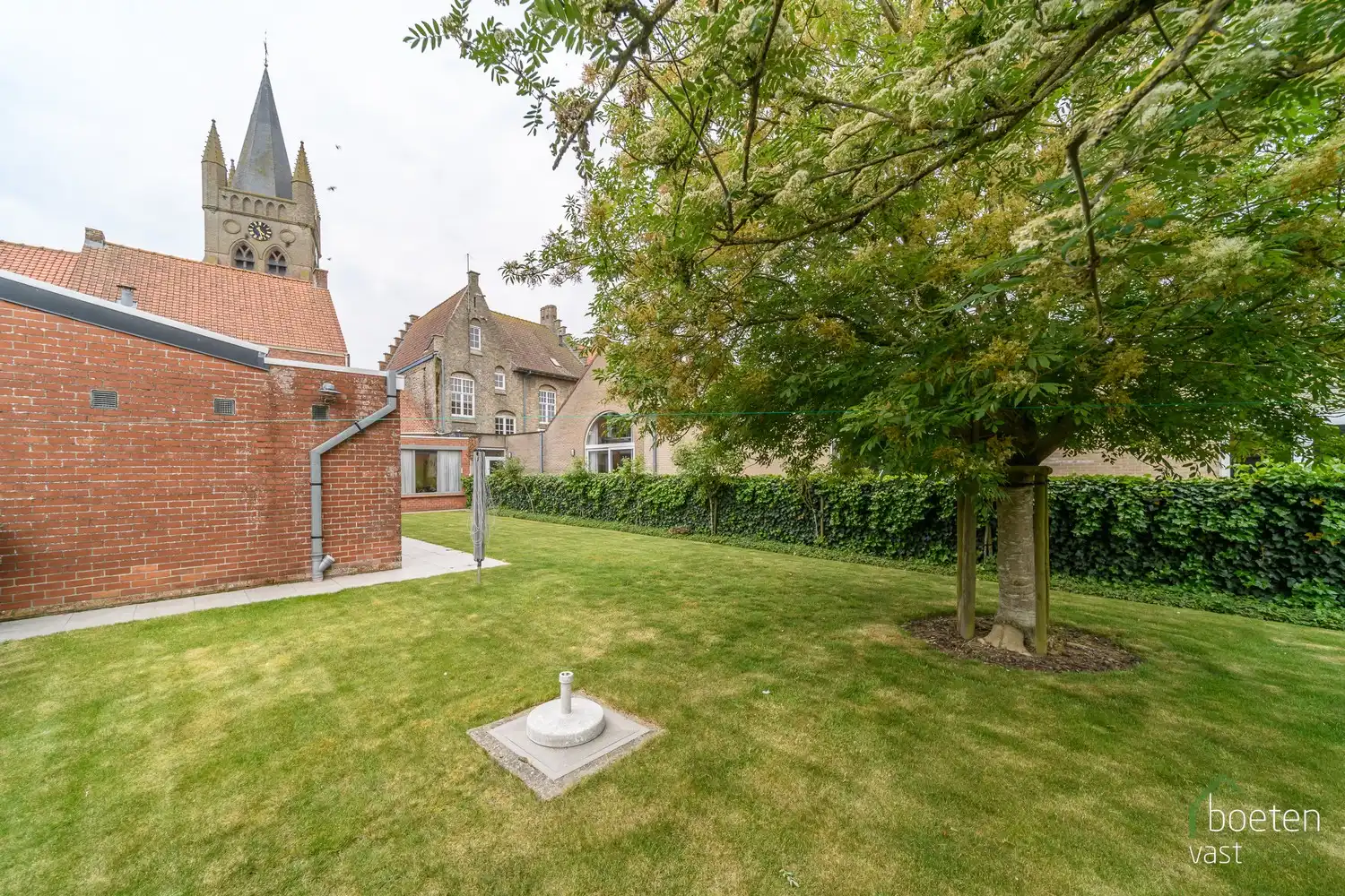 Reninge: eigendom met huidige handelsbestemming (café De Pollepel), eveneens geschikt voor woongebruik, op 444m² grondopp. foto 19