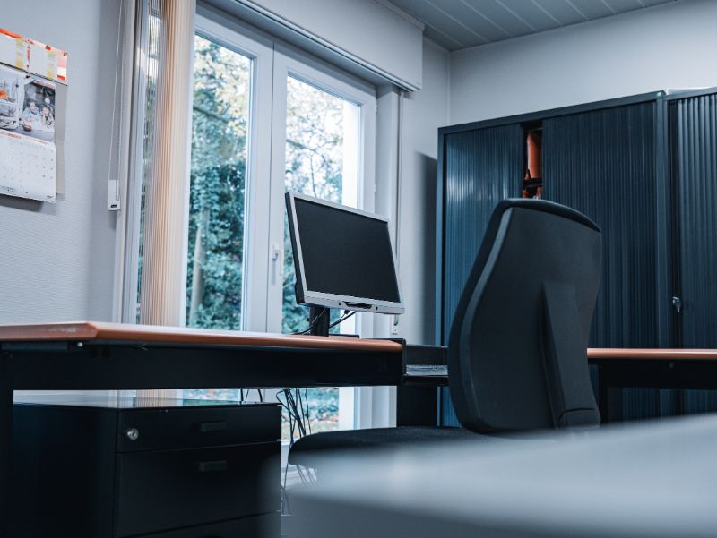 Ruim kantoor van 180 m2 met vlotte bereikbaarheid foto 10