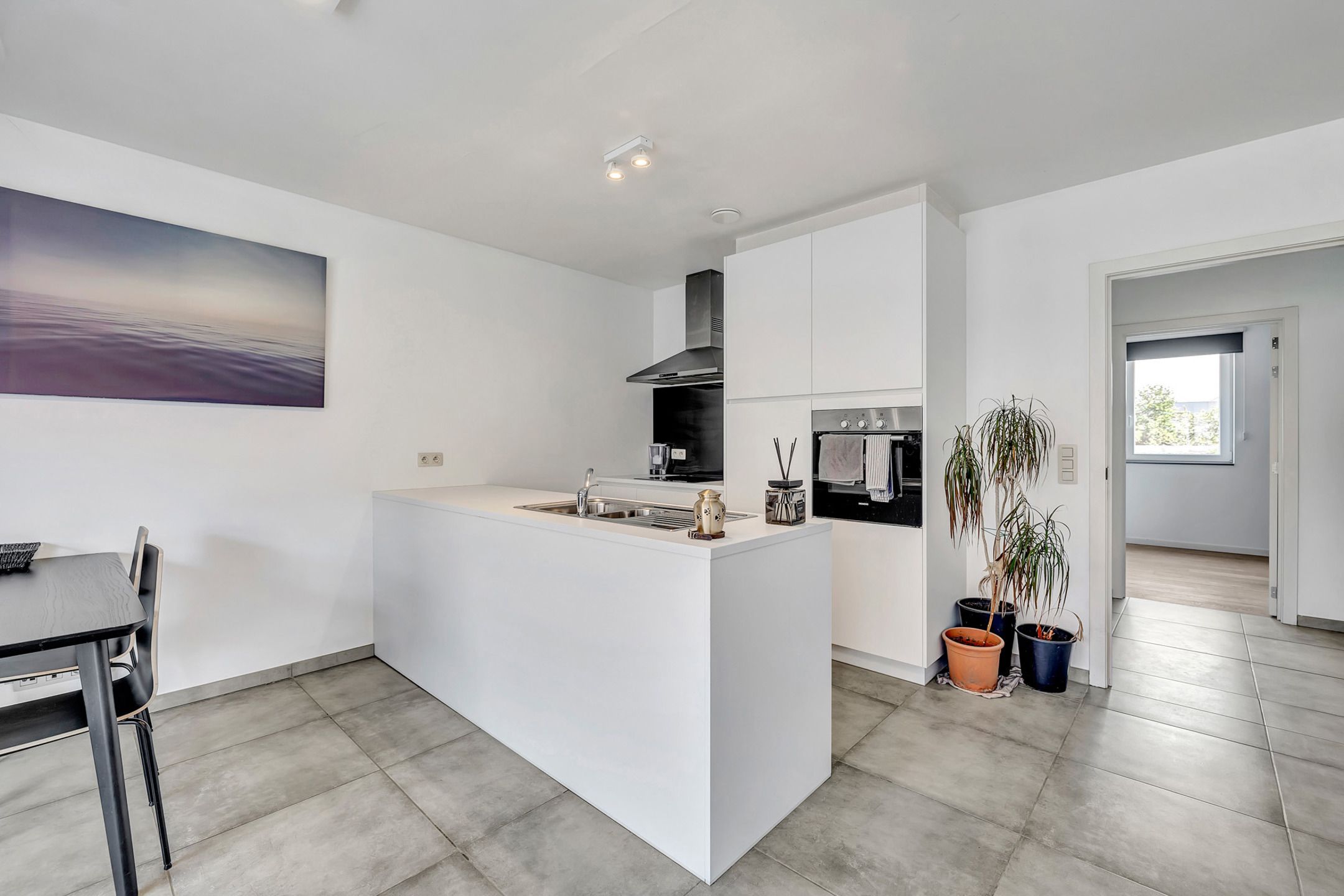 Instapklaar appartement centrum Deinze – ideaal als eigen stek of investering! foto 5