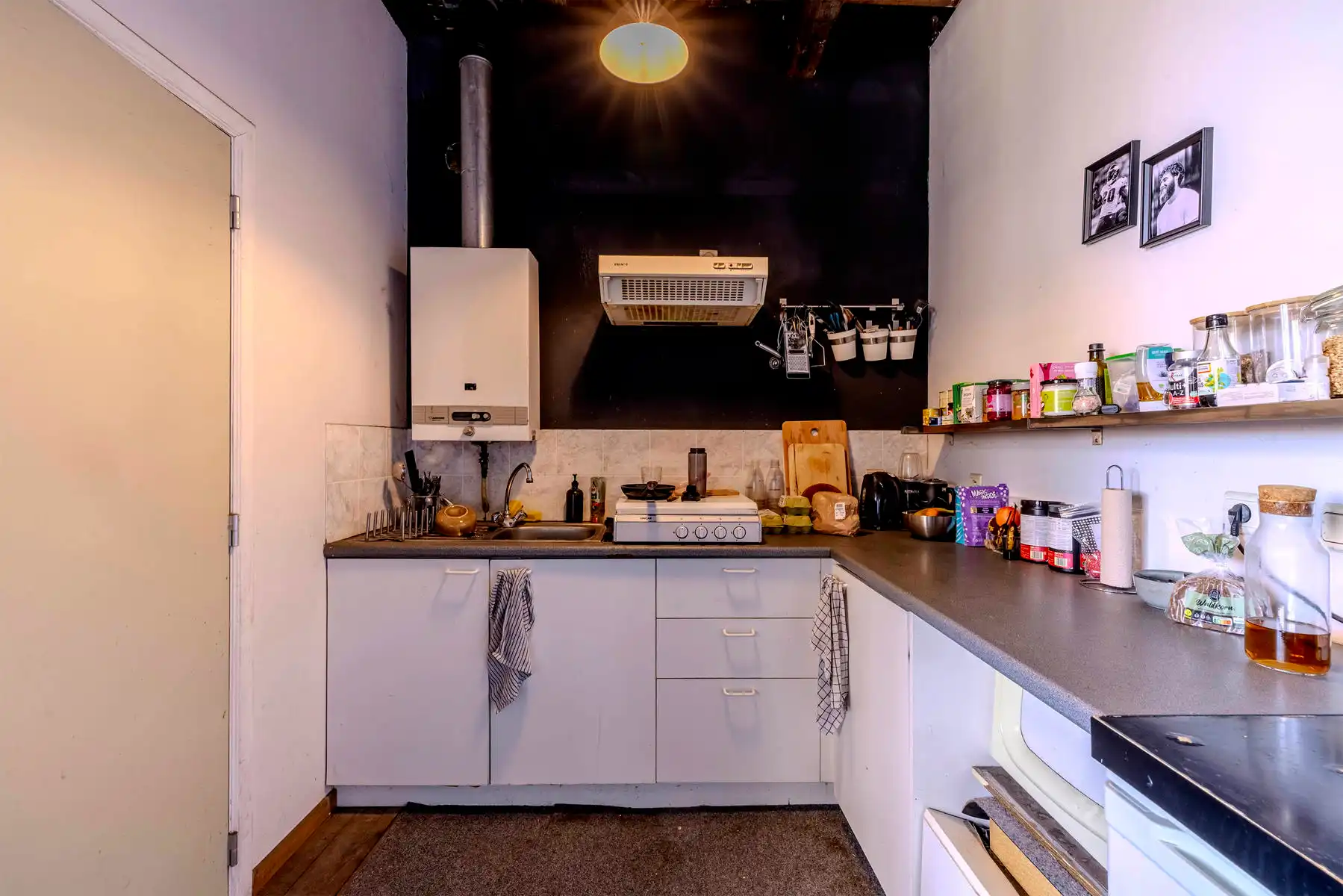 Wonen en werken in hartje Turnhout: handelspand + 2 appartementen foto 27