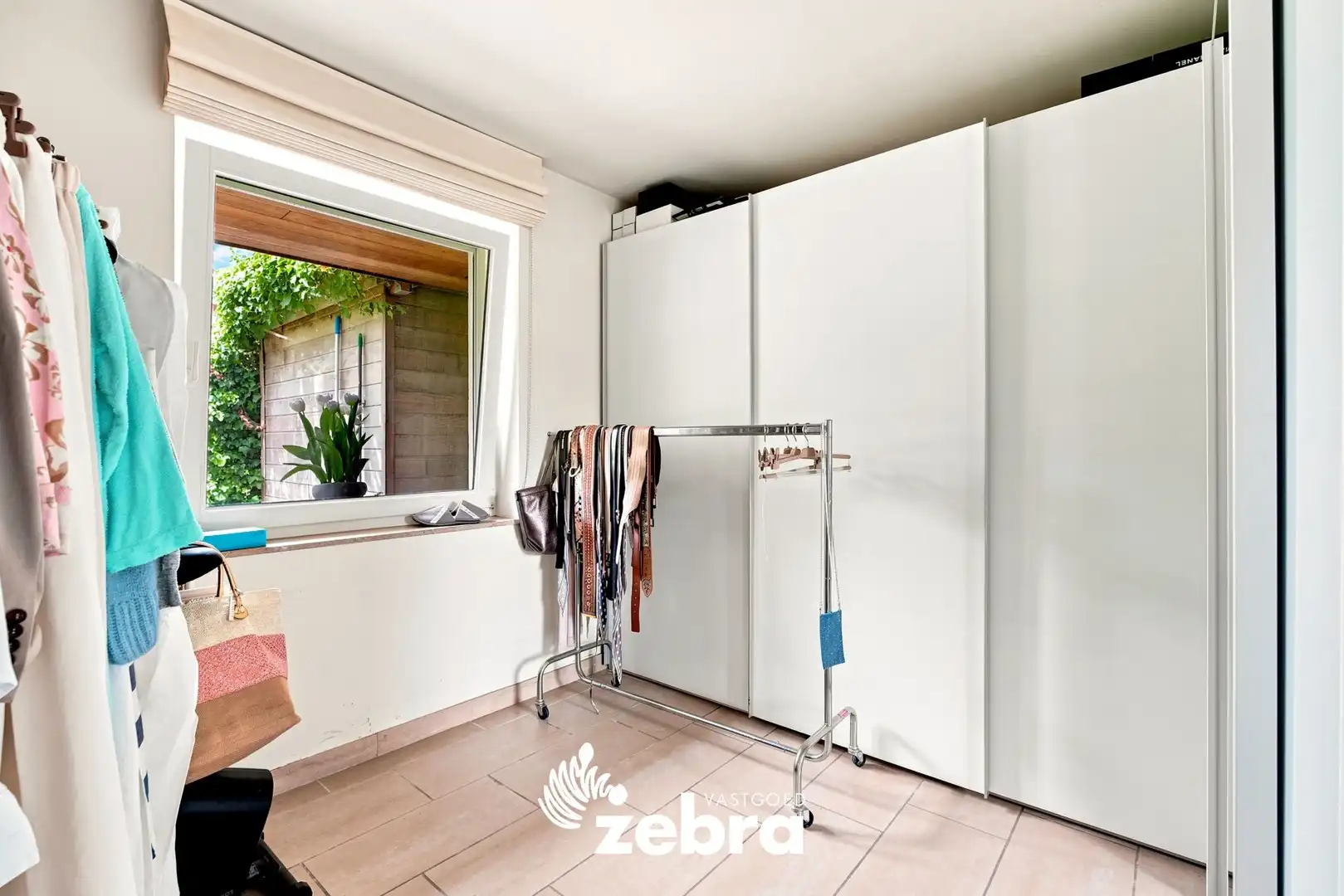 Villa in doodlopende straat te Roeselare! foto 9