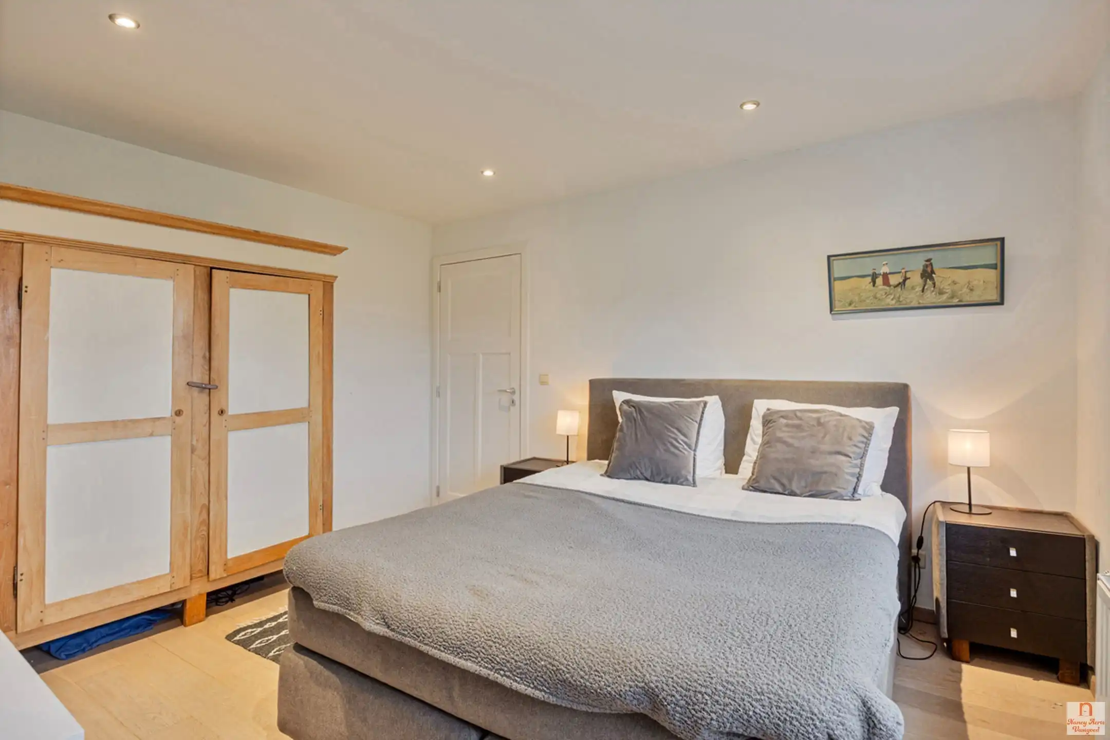 Charmante bemeubelde woning op toplocatie in Lanaken foto 13