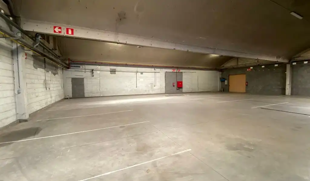 Opslagruimte te huur vlakbij E19 in Kontich foto 8