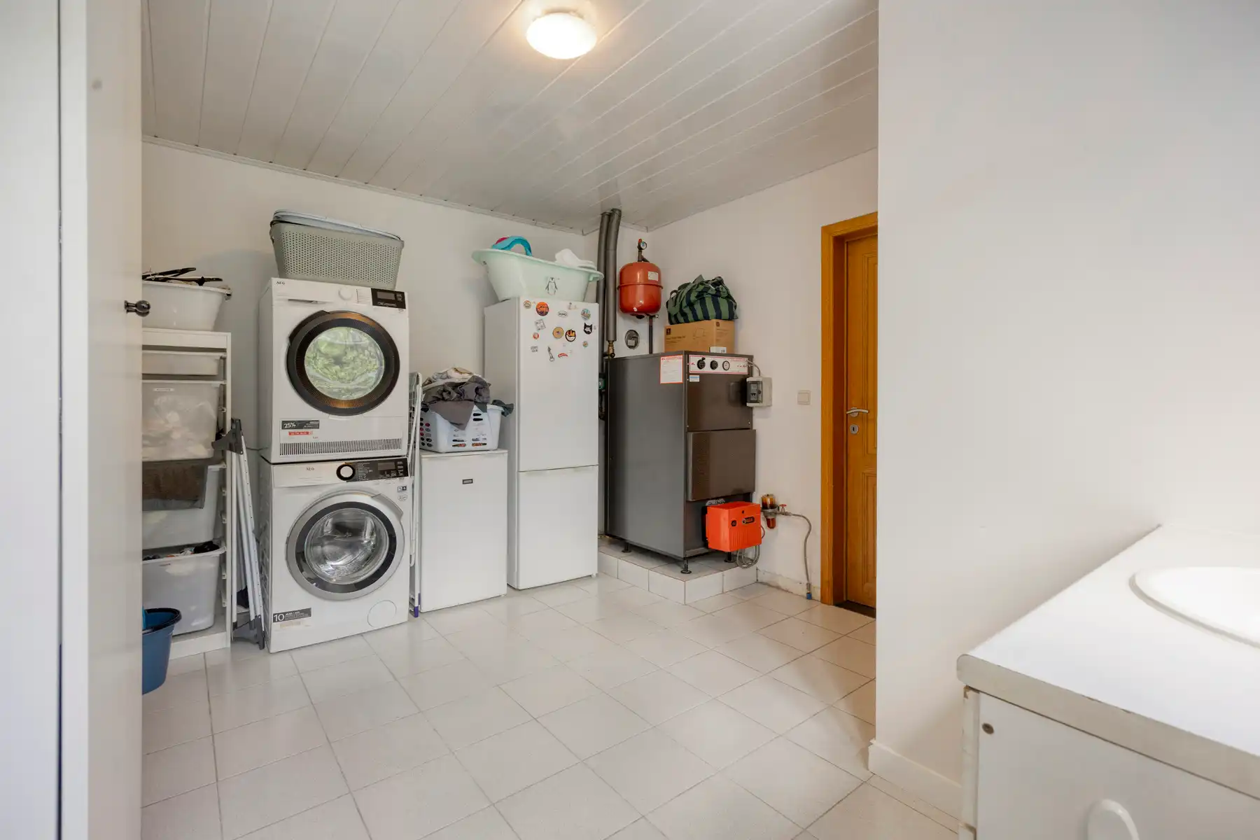 Karaktervolle, ruime woning met onderhoudsvriendelijke tuin foto 13