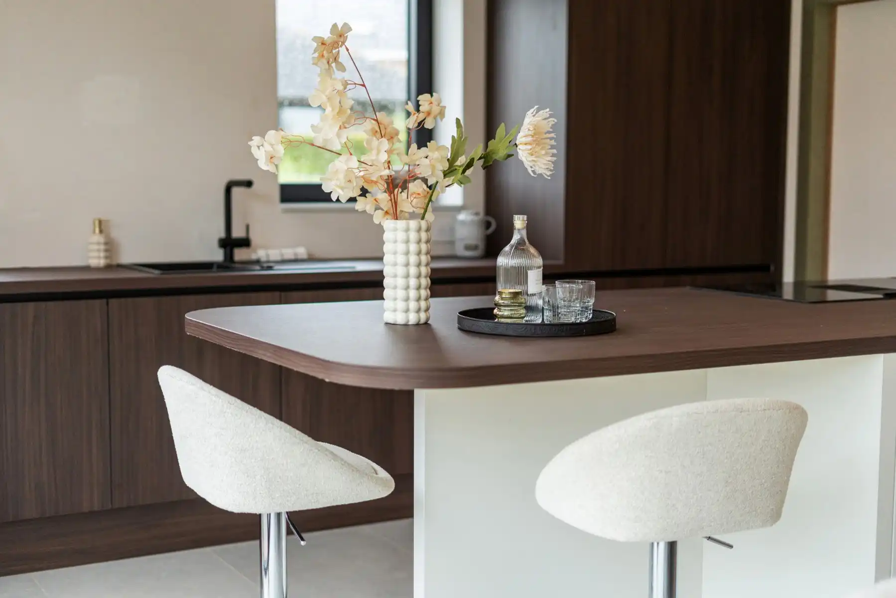 Moderne, halfopen woning foto 8