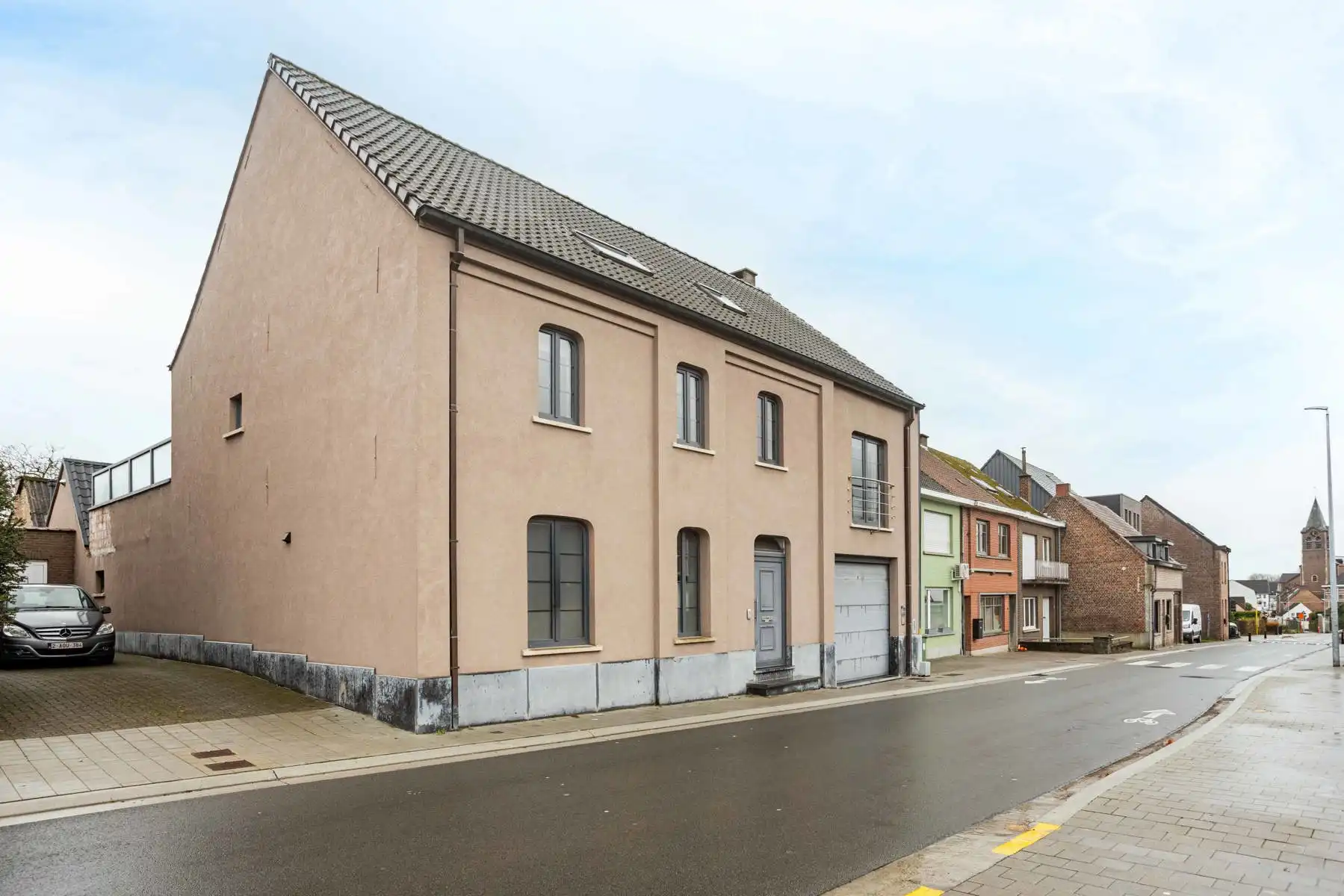 Polyvalente woning met groot magazijn! foto 4