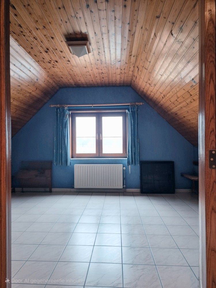 Prachtige villa uit de jaren 90 met drie slaapkamers en grote tuin! foto 31