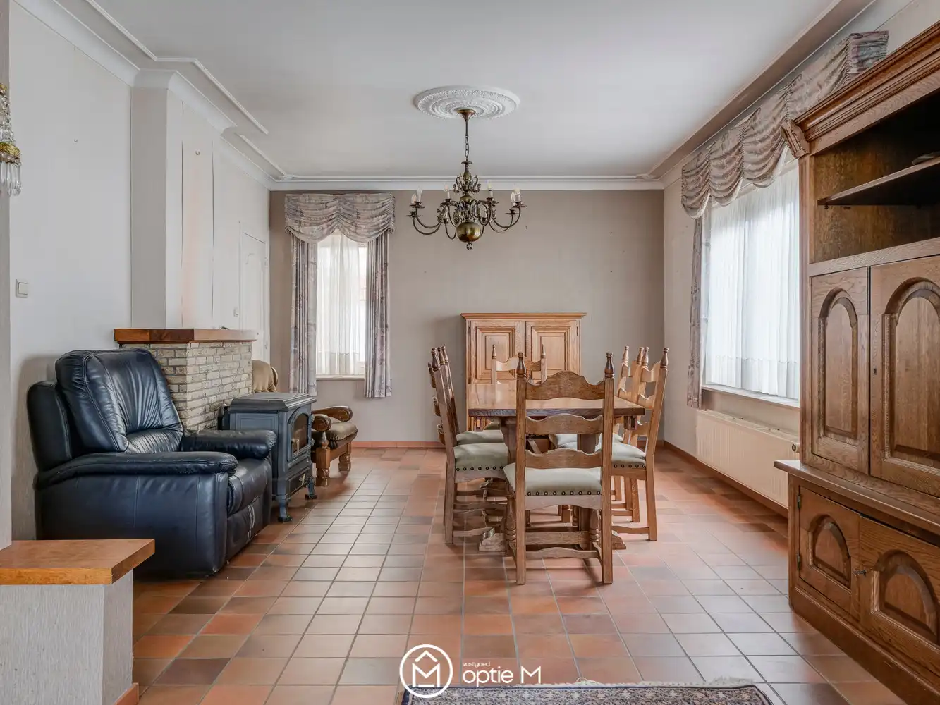 Charmante woning te koop in Bilzen-Hoeselt – verrassend ruim en met veel potentieel foto 16