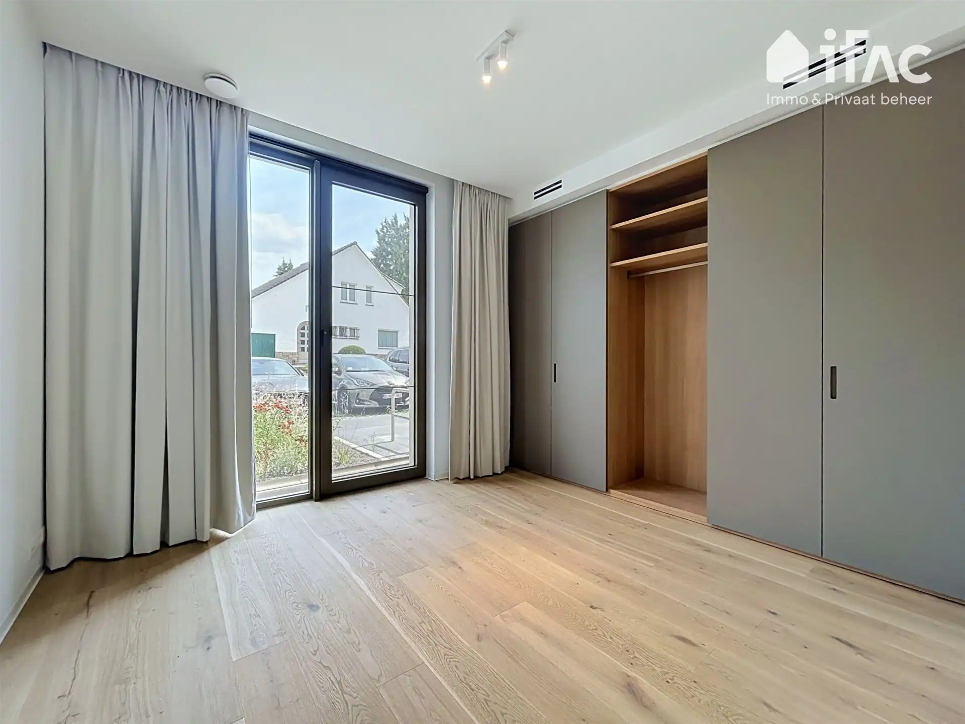 Luxeappartement met 2 terrassen en zicht op vijver foto 20
