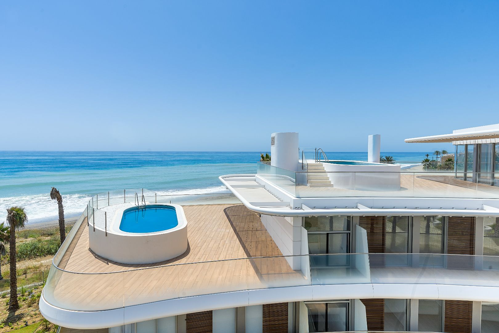 APPARTEMENTEN EN PENTHOUSES AAN HET STRAND - PROJECT THE EDGE - ESTEPONA foto 10