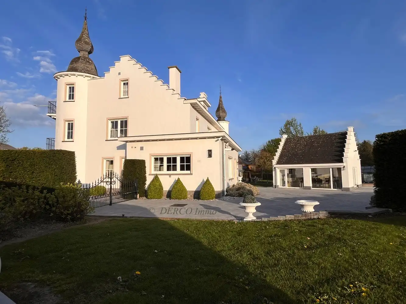 KLASSE  villa met bijzondere UITSTRALING       (momenteel privé + kantoren + kangoeroewoning) foto 4