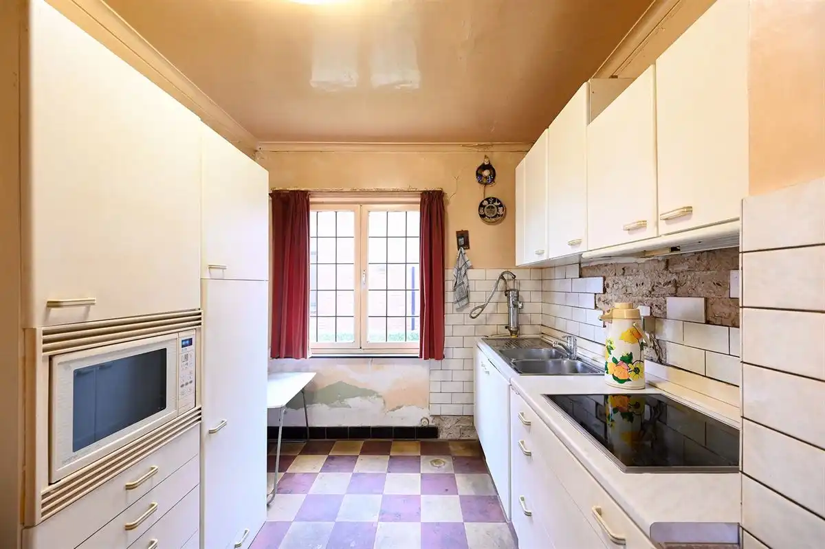 Projecteigendom met afbraak- of renovatiepotentieel in Sinaai foto 13