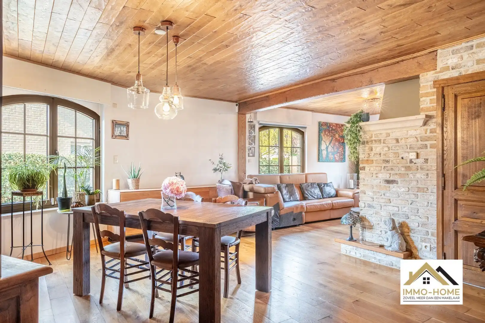 Ruime woning op topligging foto 13