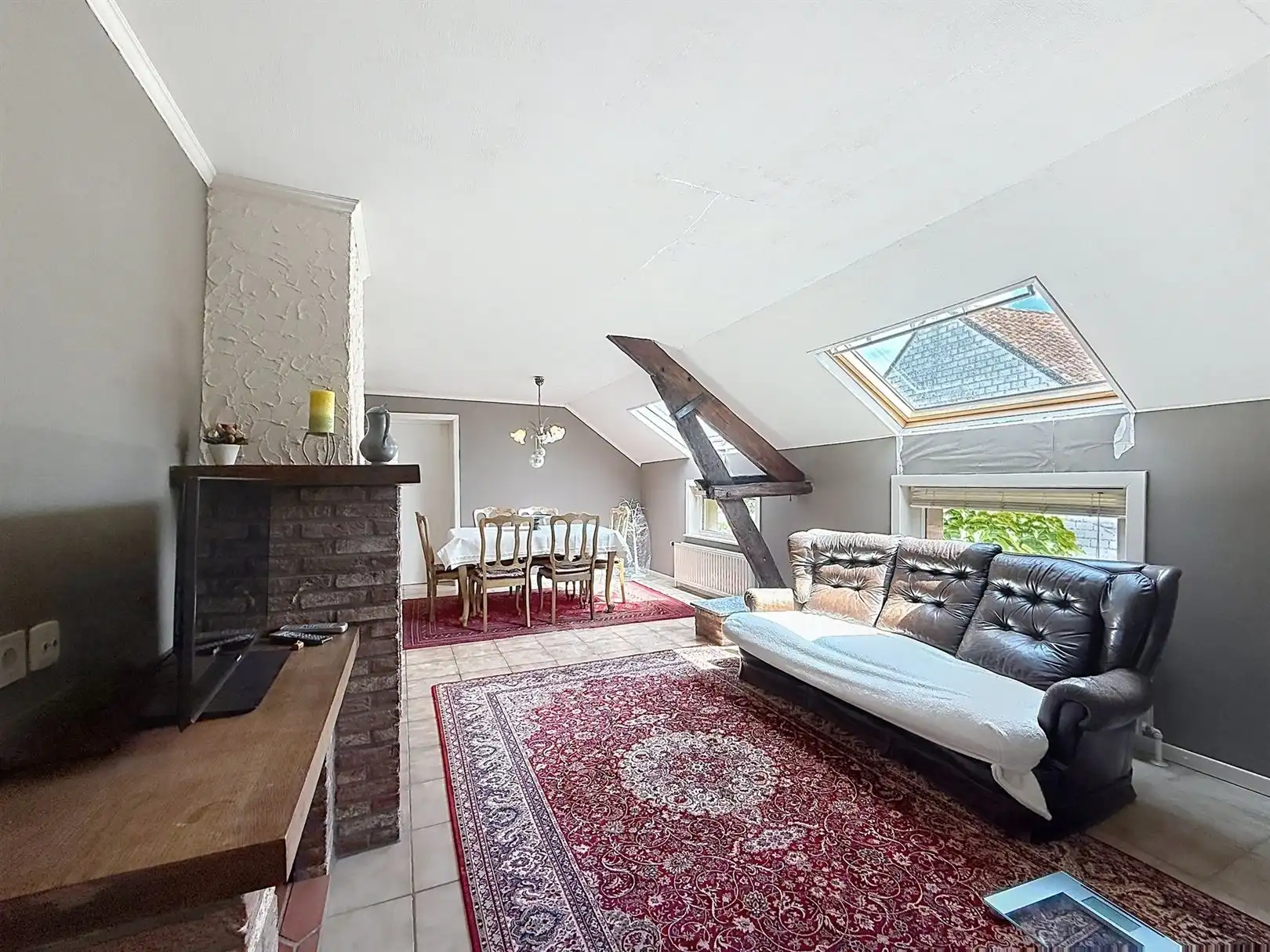 Ruime woning met extra woon- of werkpotentieel  foto 22